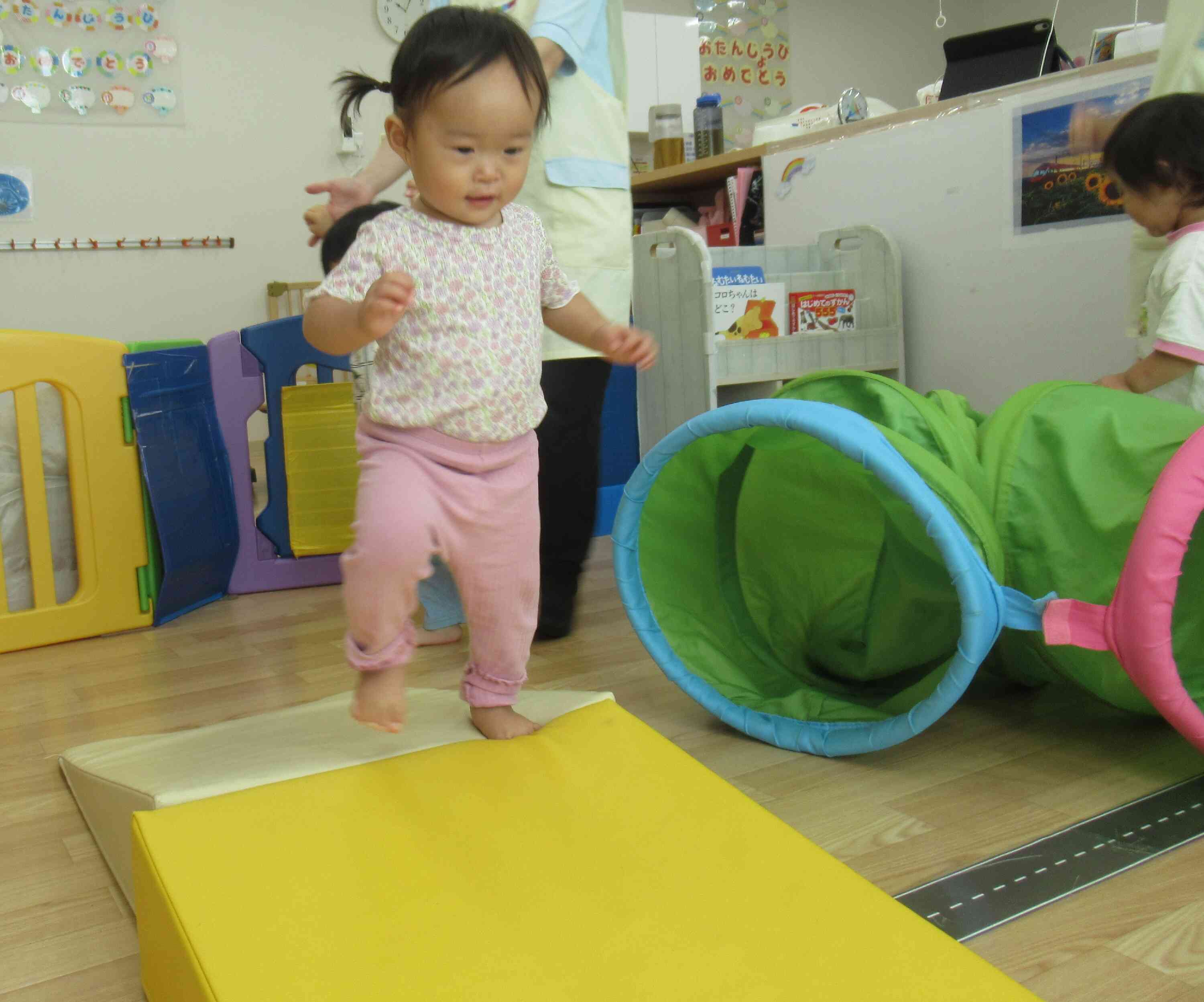 リズムあそび（１歳児クラス）