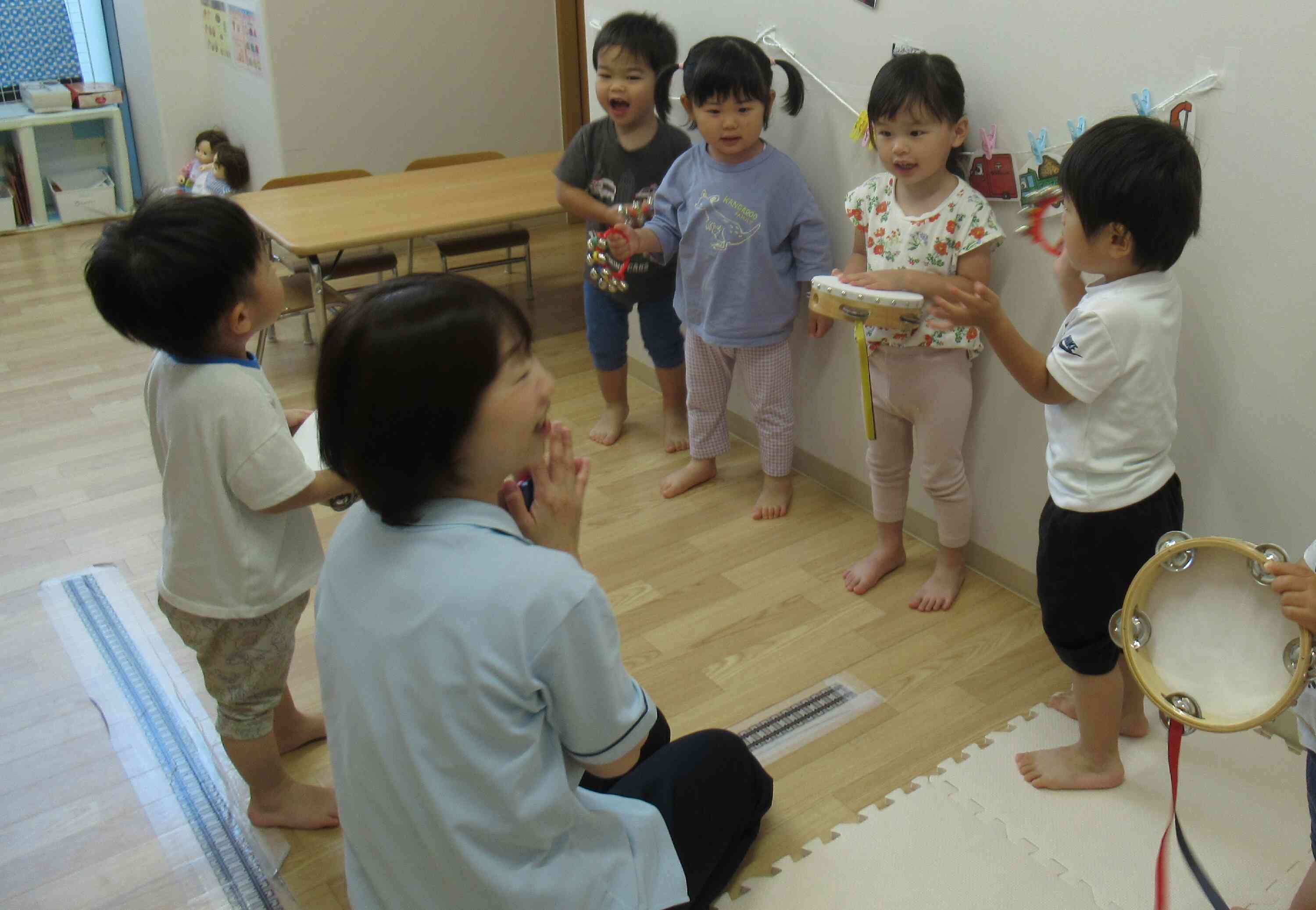 リズムあそび（２歳児クラス）