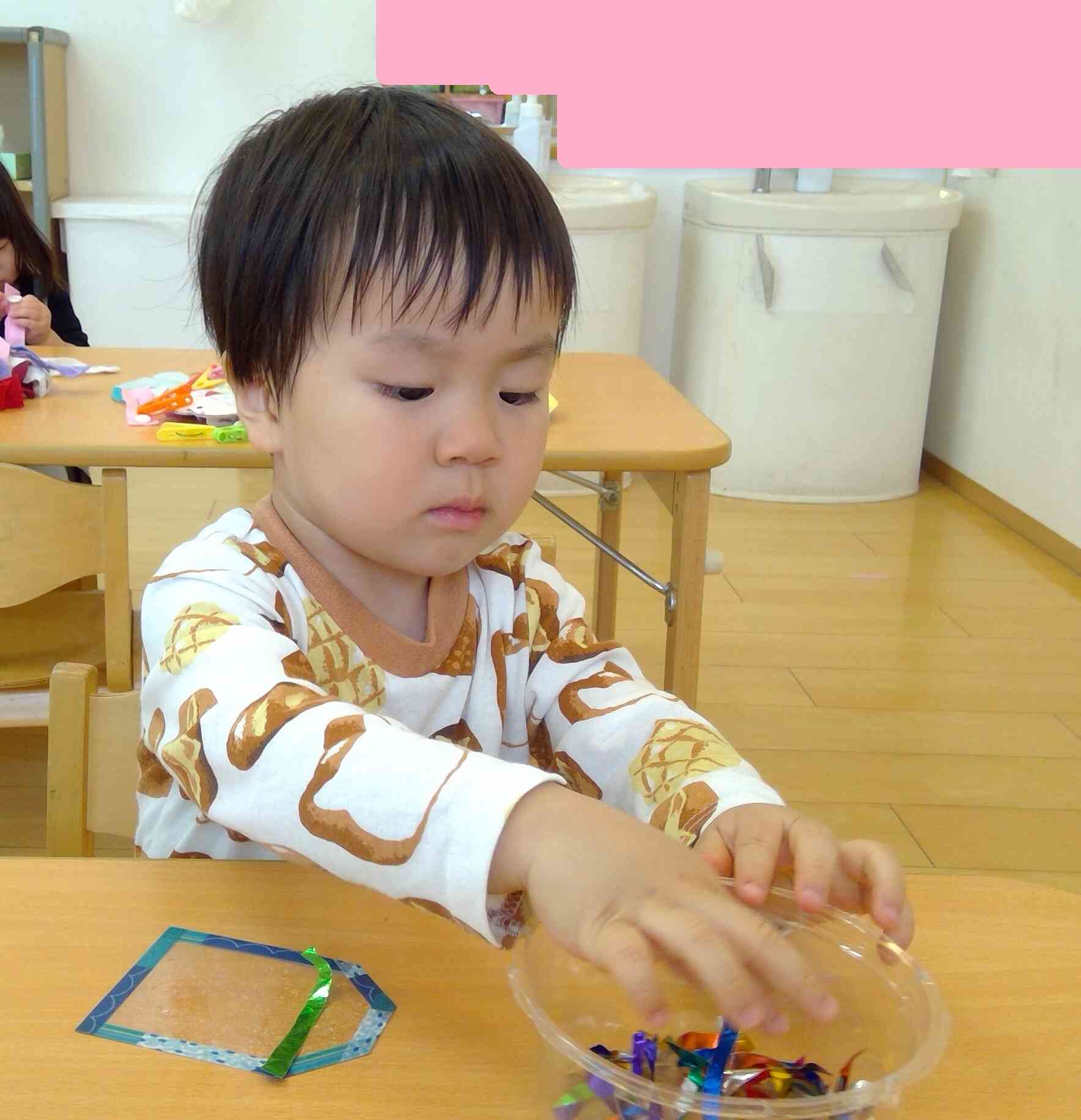 何色の折り紙にしようかな？