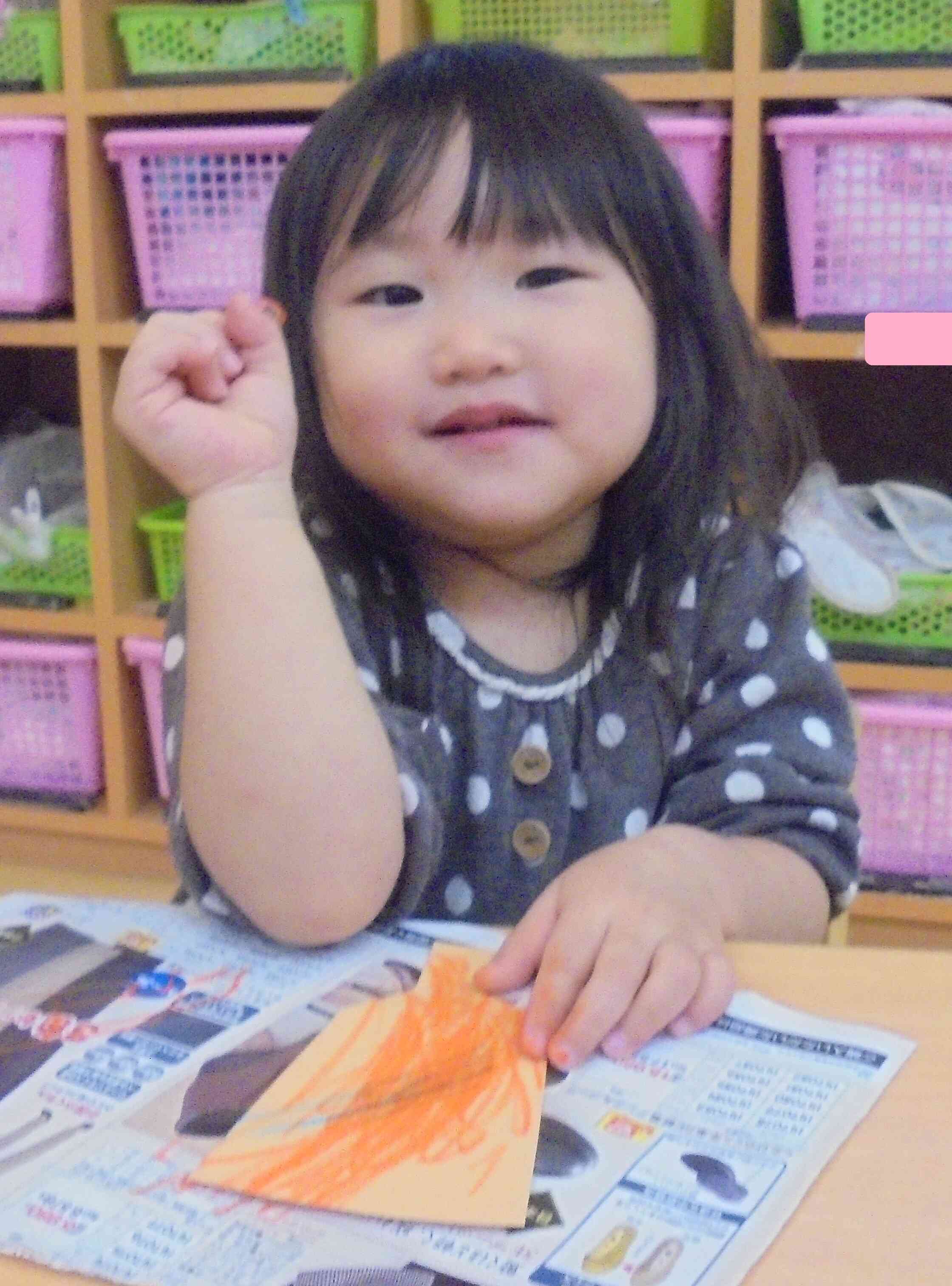 クレヨンを使ってぬりぬり！