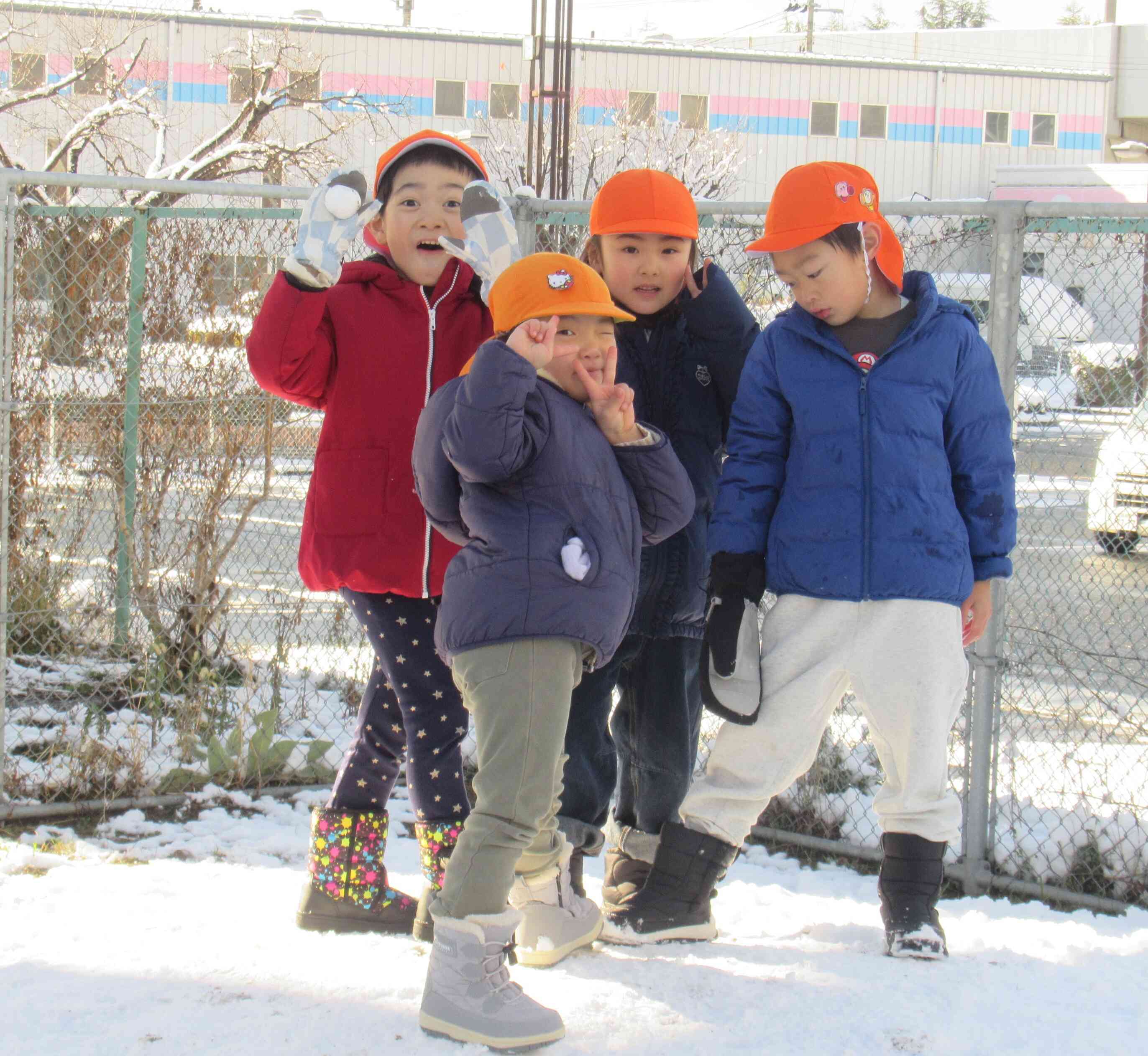 みんなで鬼ごっこしたよ