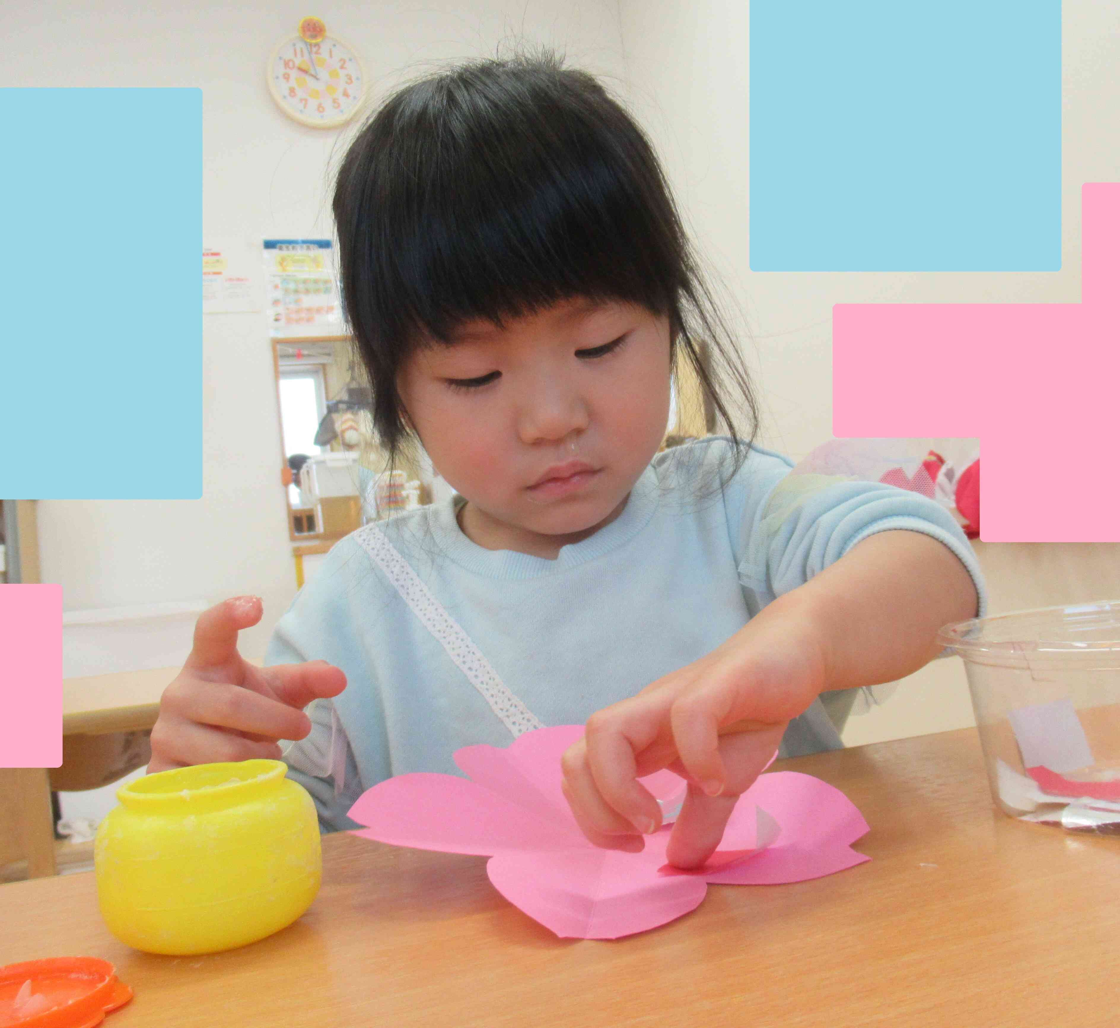 次はどこに貼ろうかな？