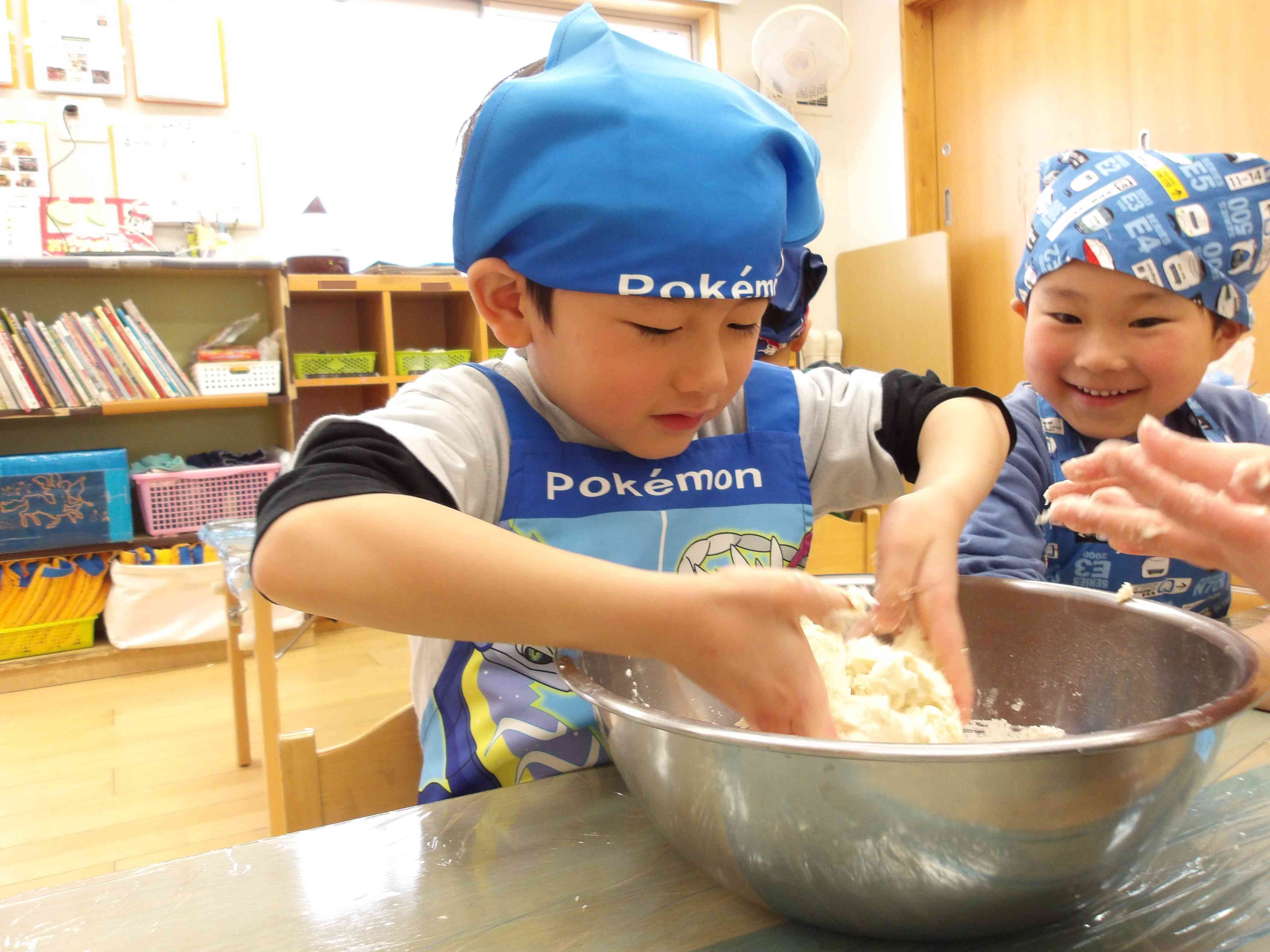 ピザクッキング（きりん組）