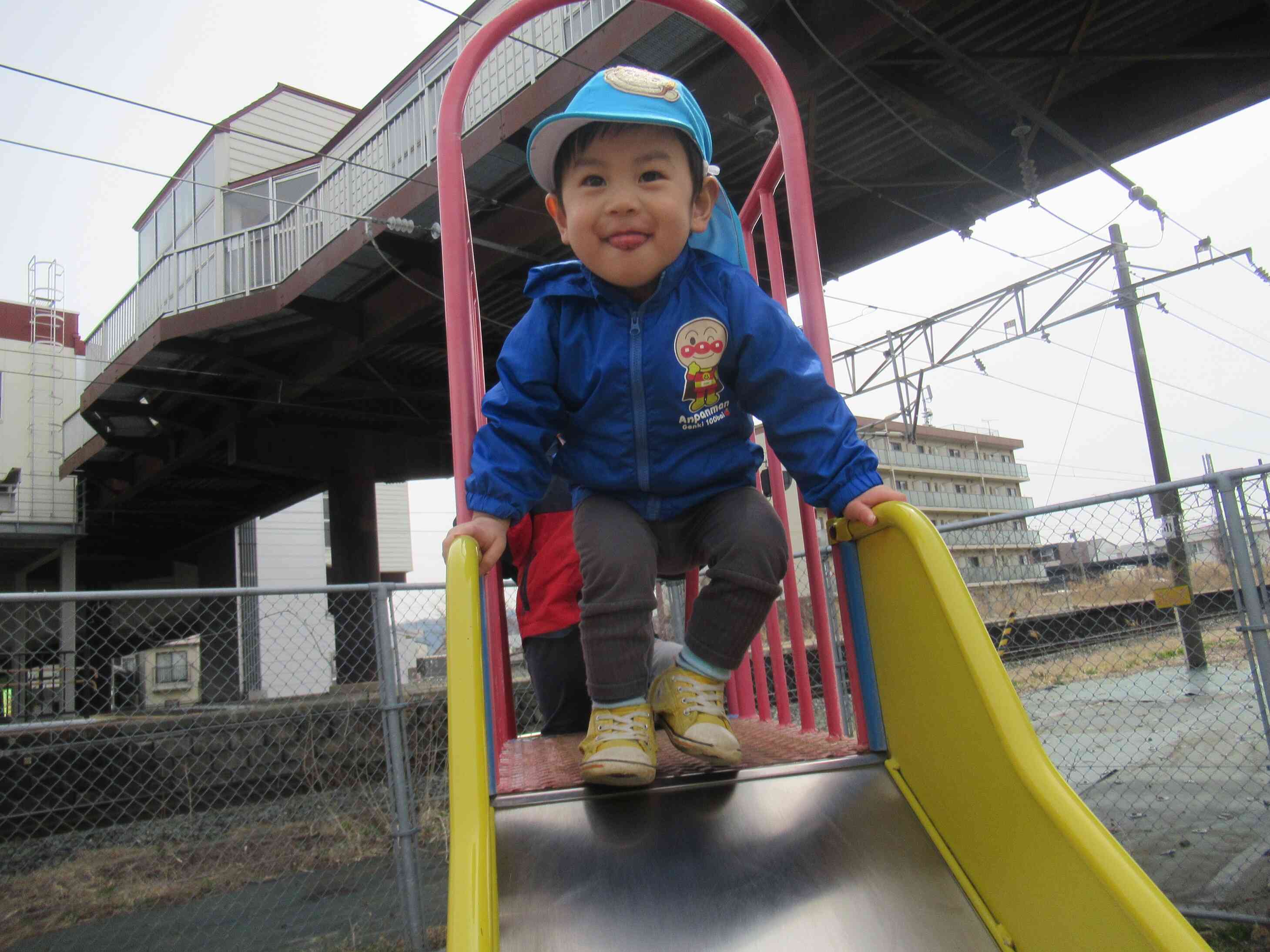 土曜保育の様子(園庭遊び)