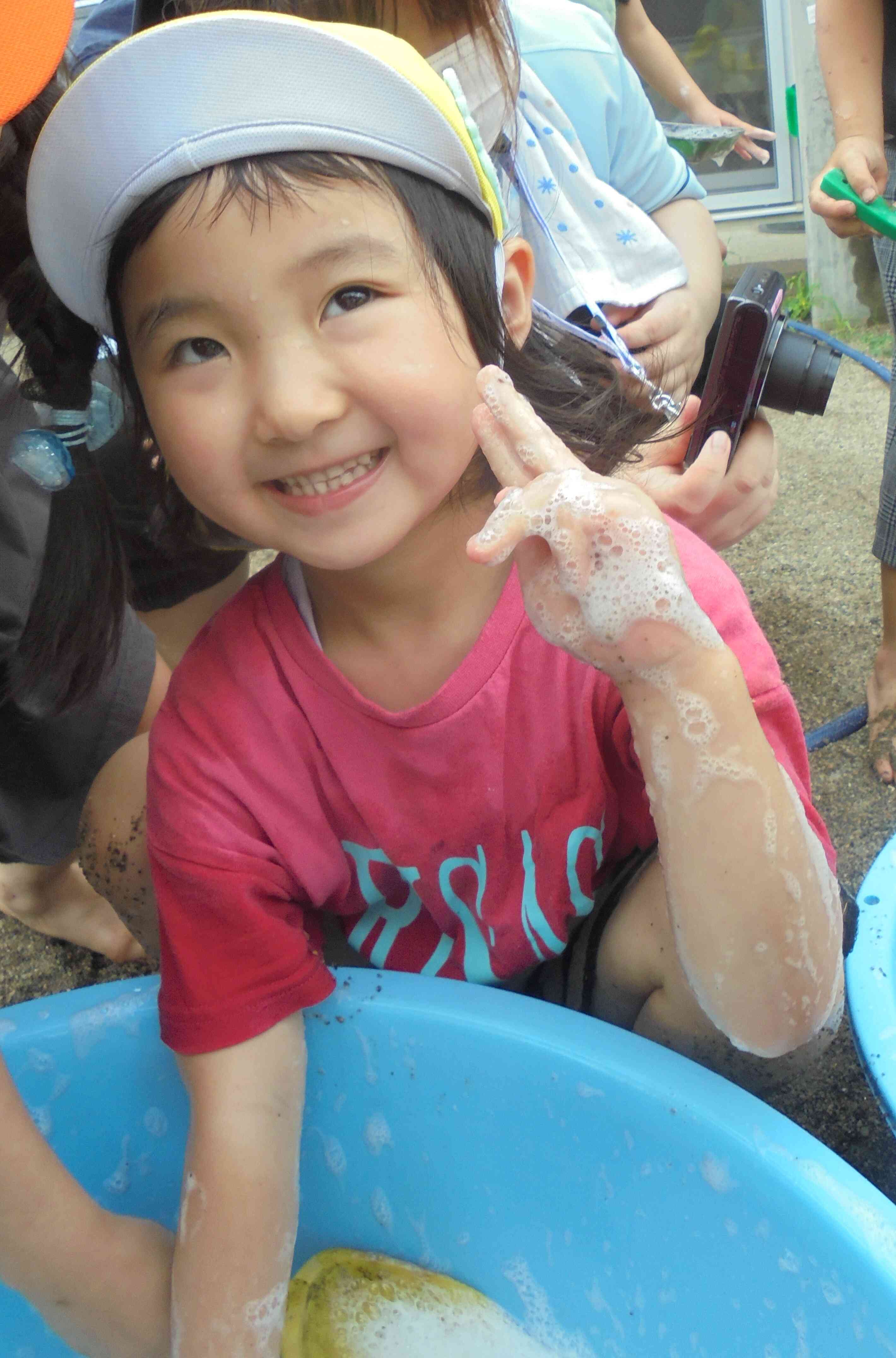 ふわふわの泡、気持ちいいね！
