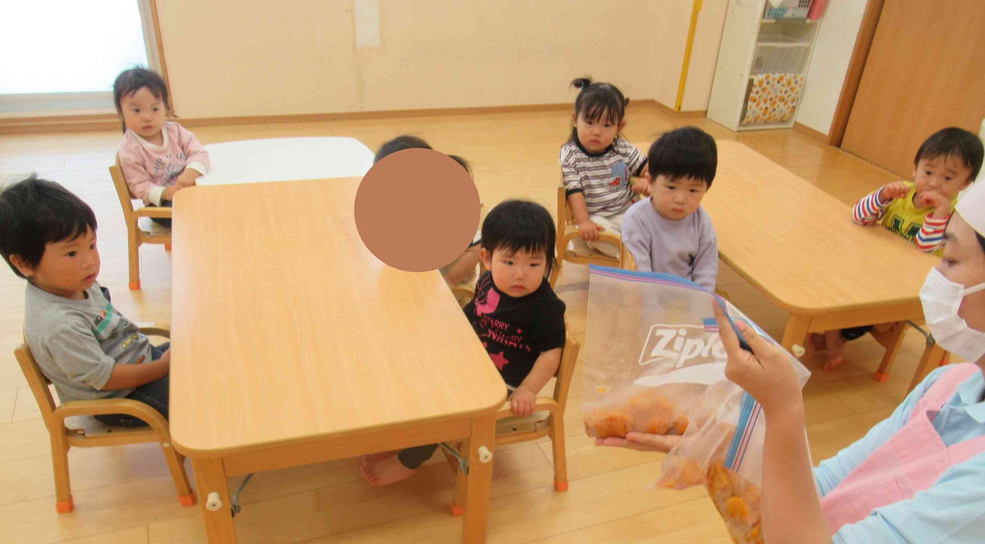 食育活動【かぼちゃつぶし】
