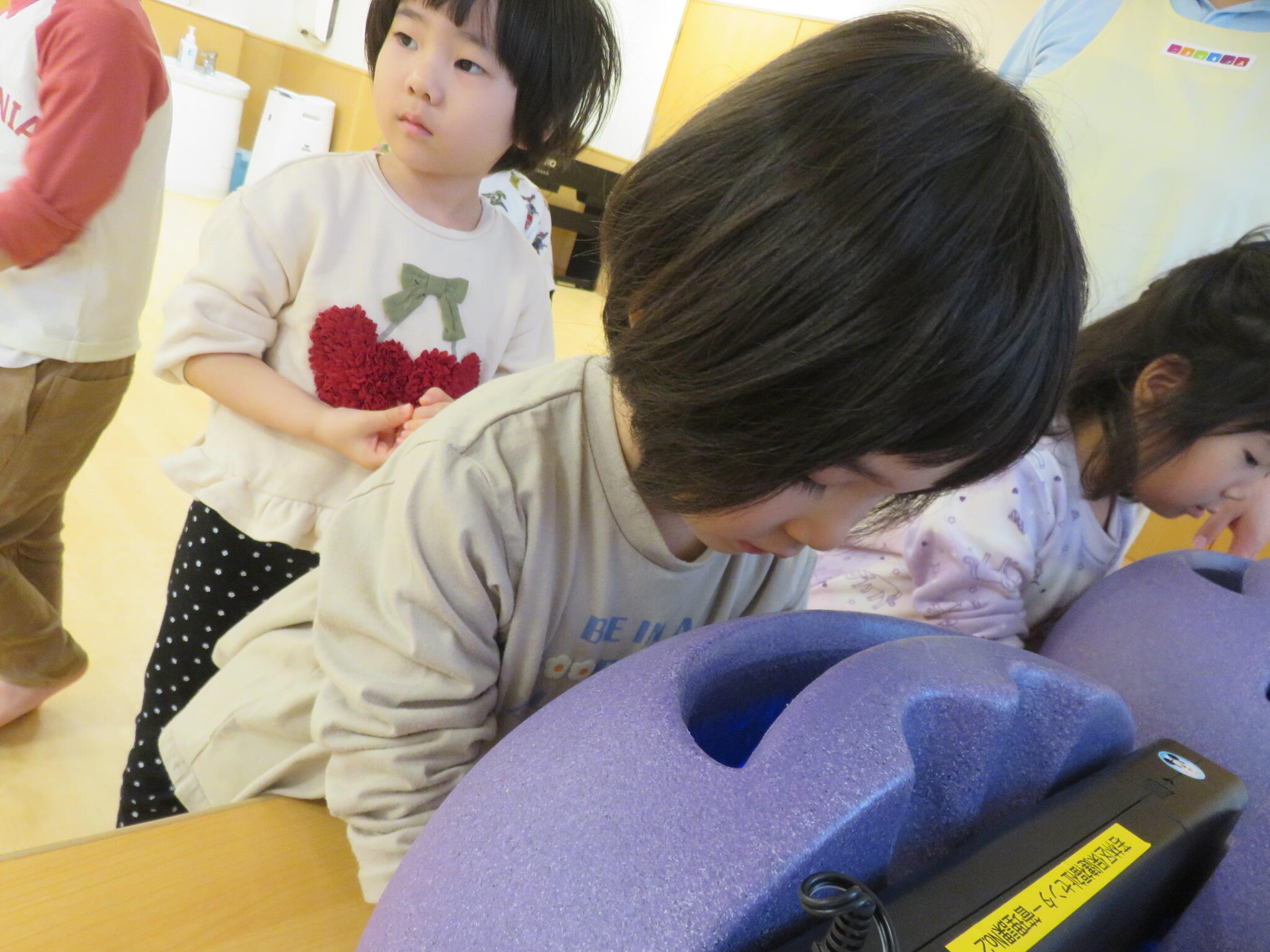 手洗い実験を行いました☆