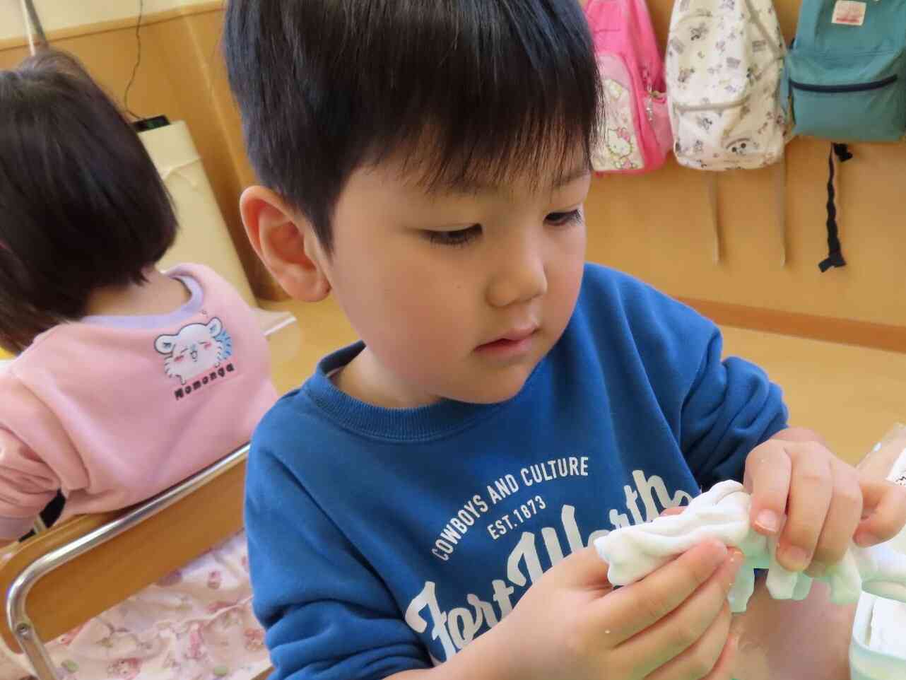 （ワニ）足の角度を考え中！
