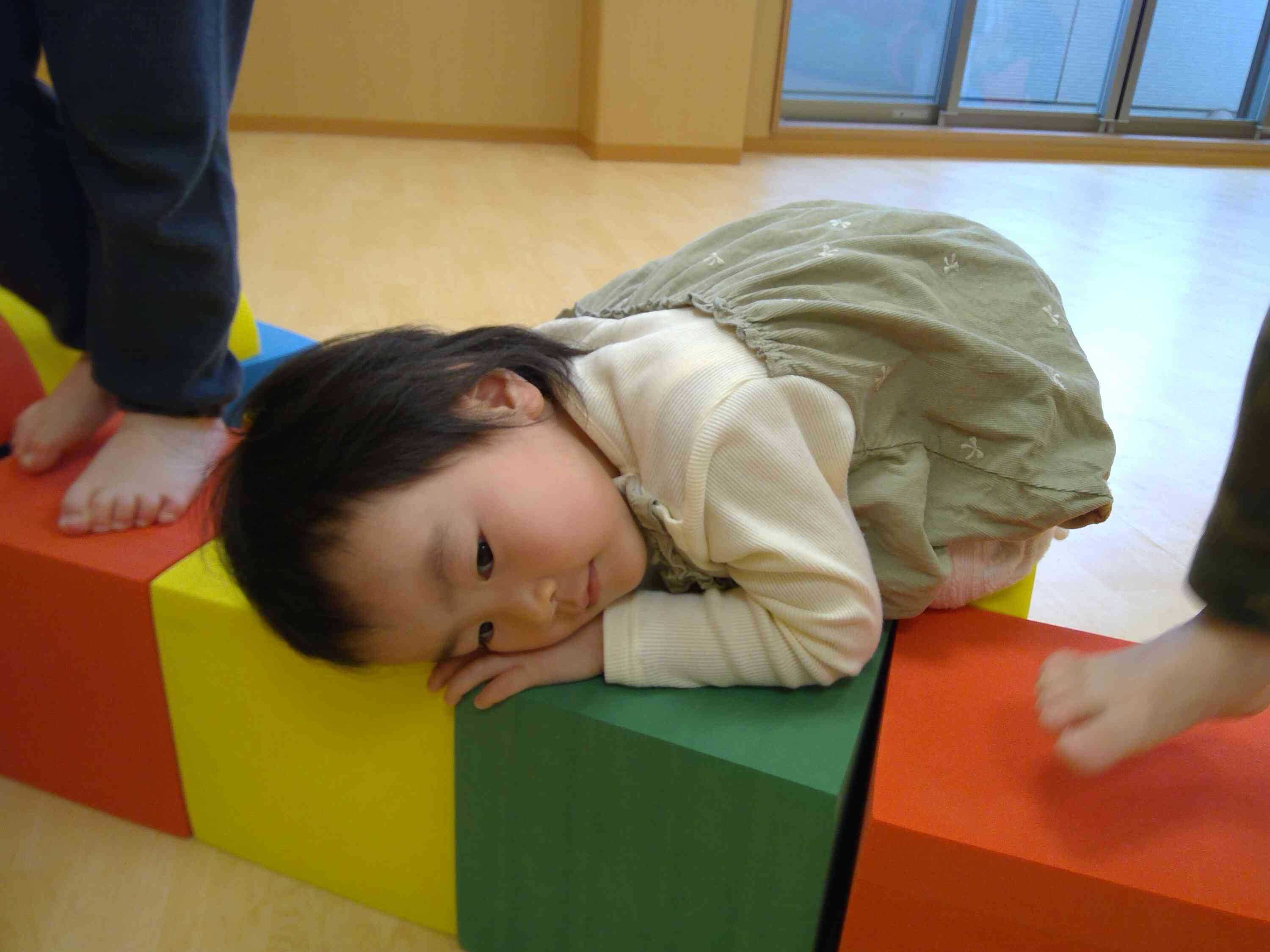 （何か音が聴こえるような気がする…！）
