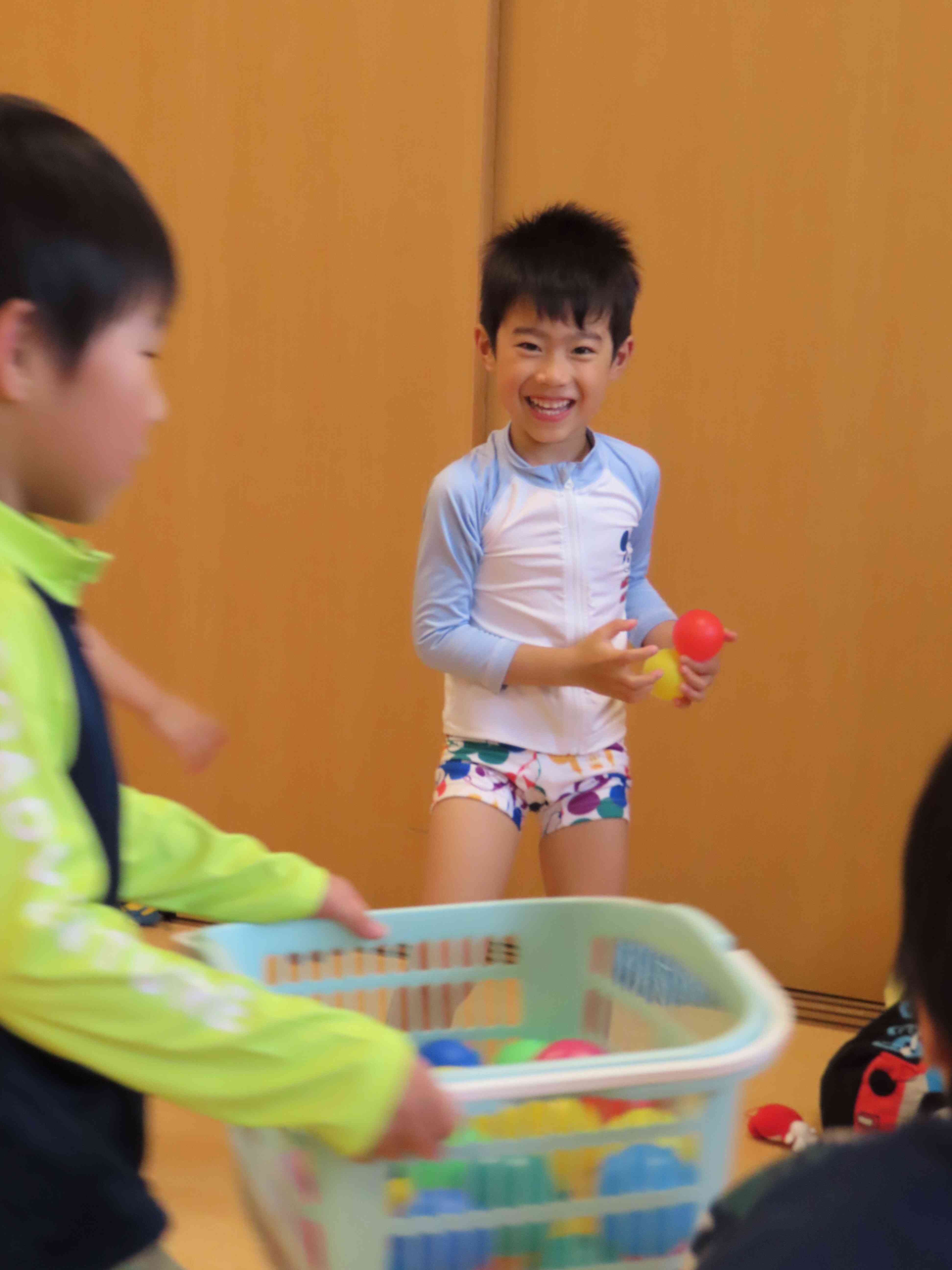 狙うは先生だ！