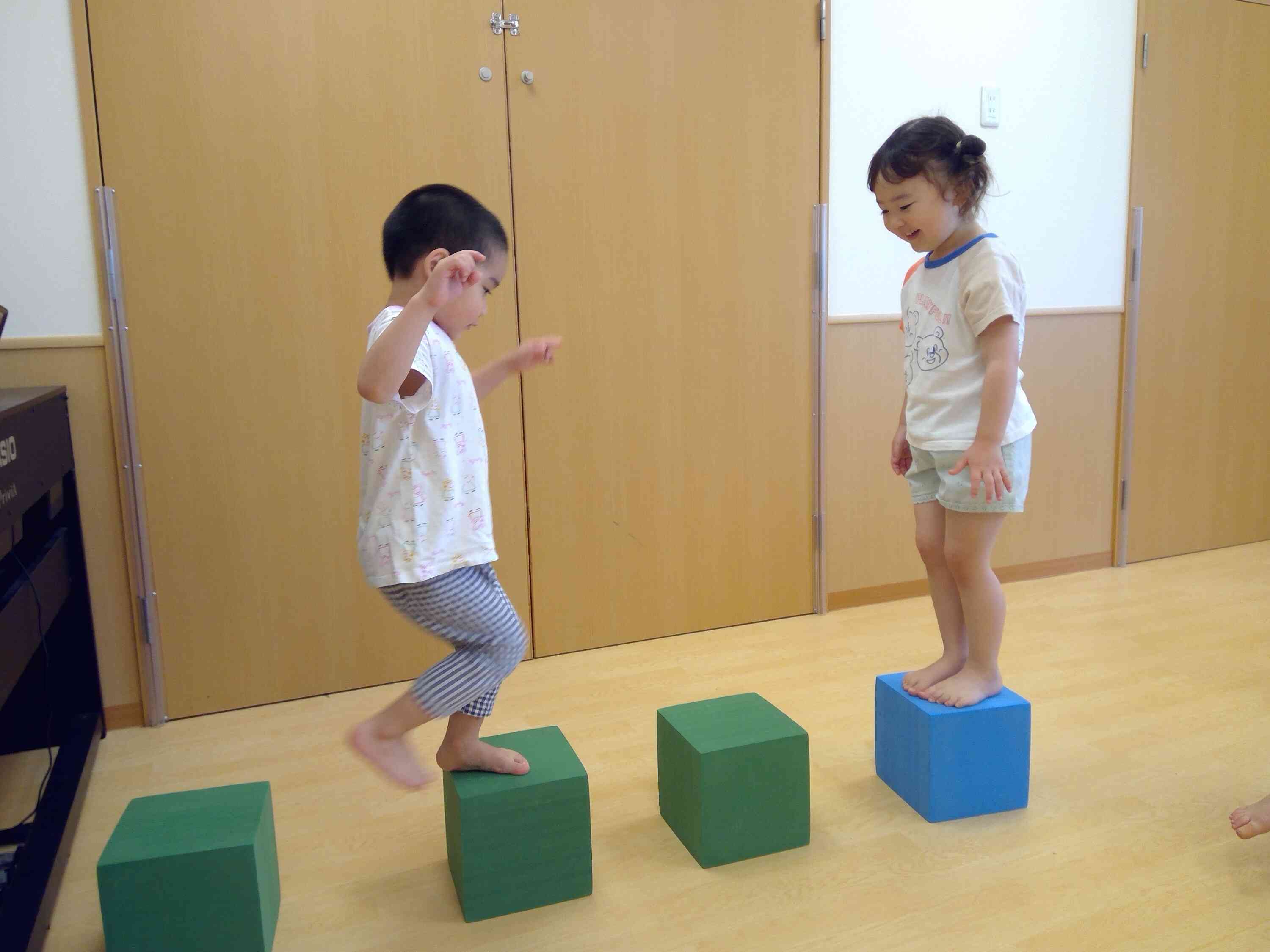 よいしょ！おっとっと…落ちないように…