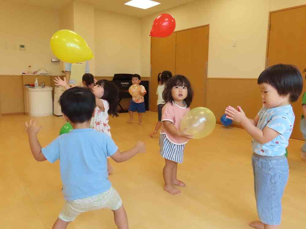 クラスの様子～2歳児（うさぎ組）～