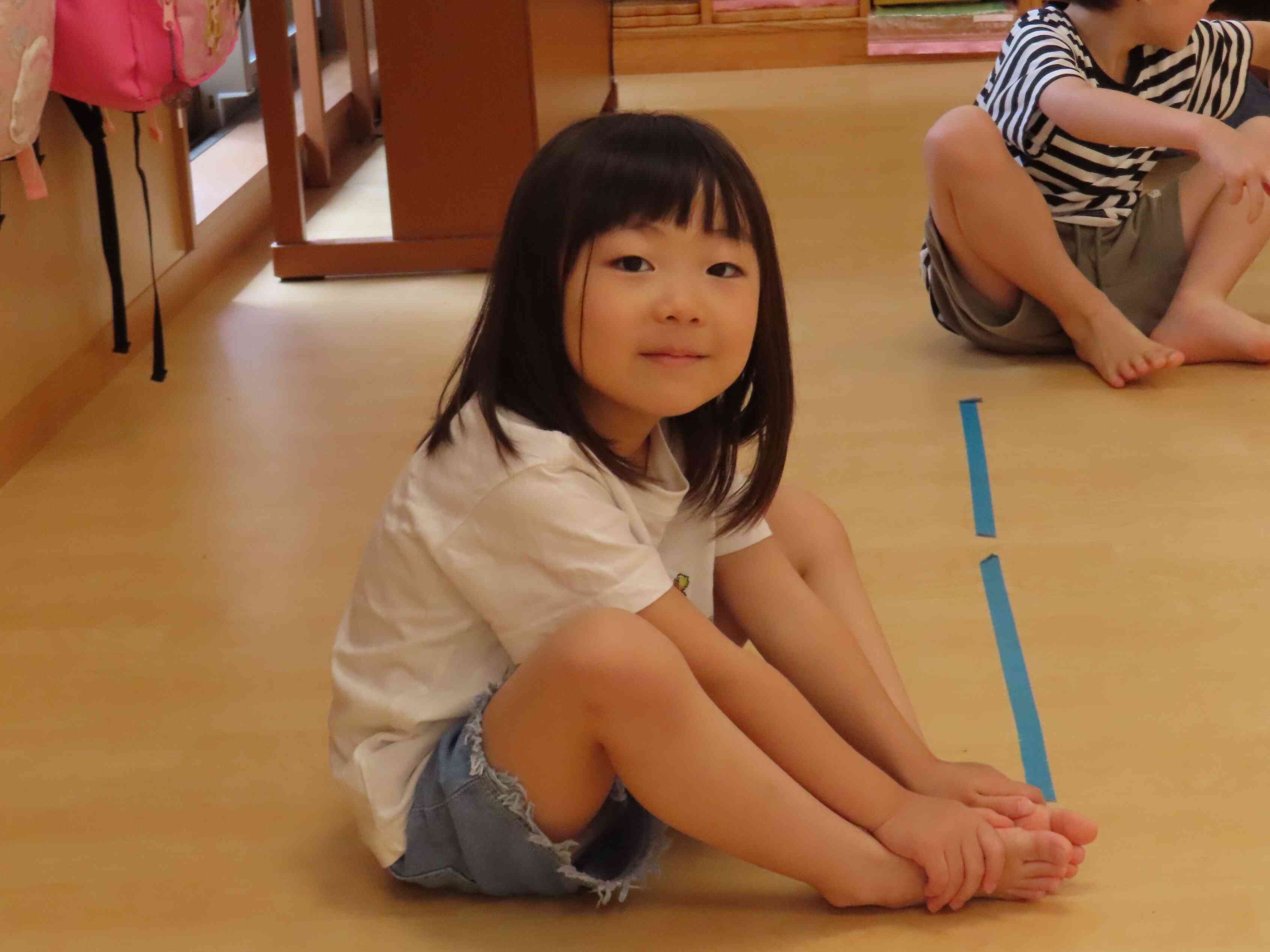 体操前のストレッチはしっかりね♪