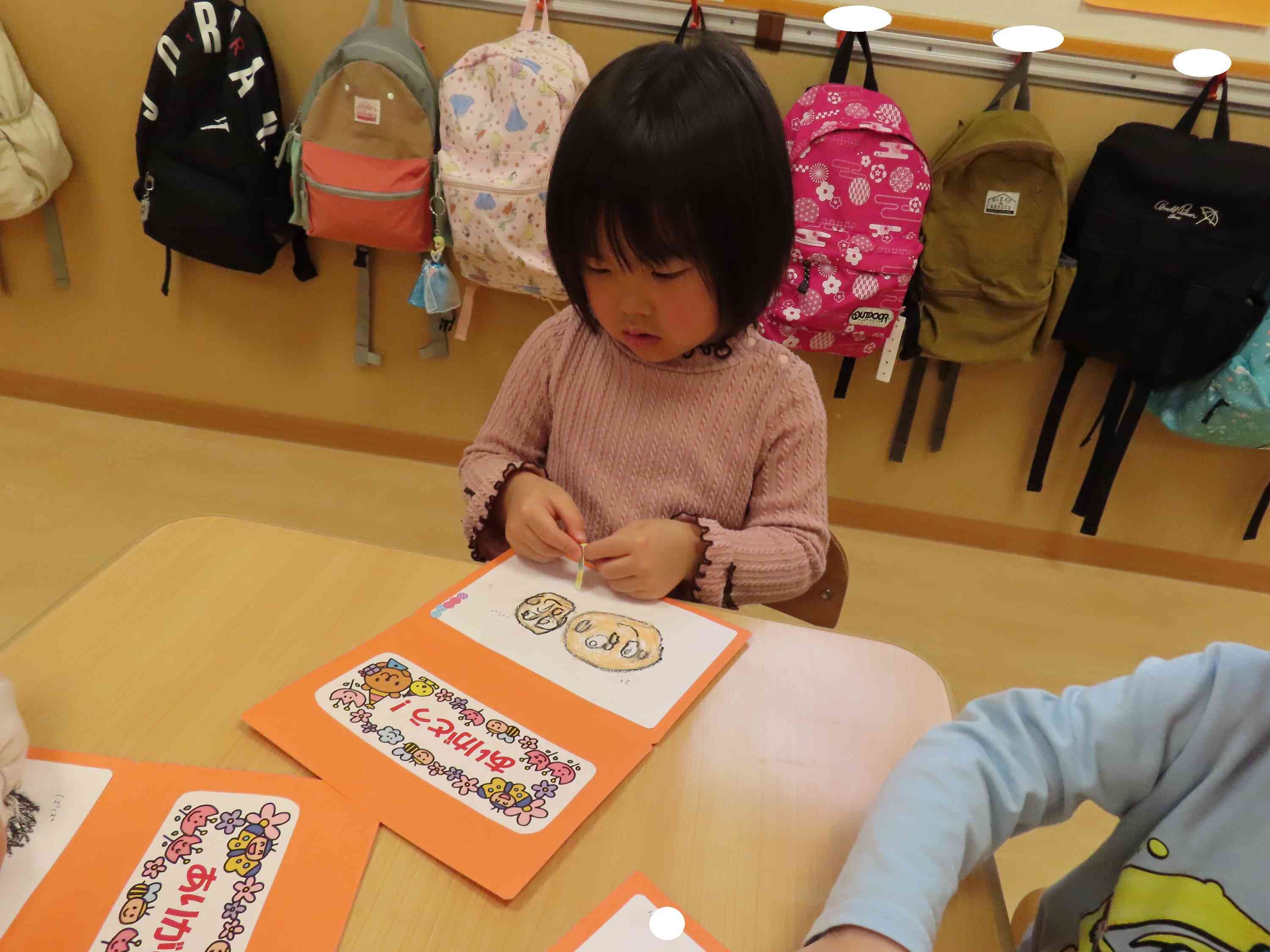 可愛くシールも貼っちゃおう～！