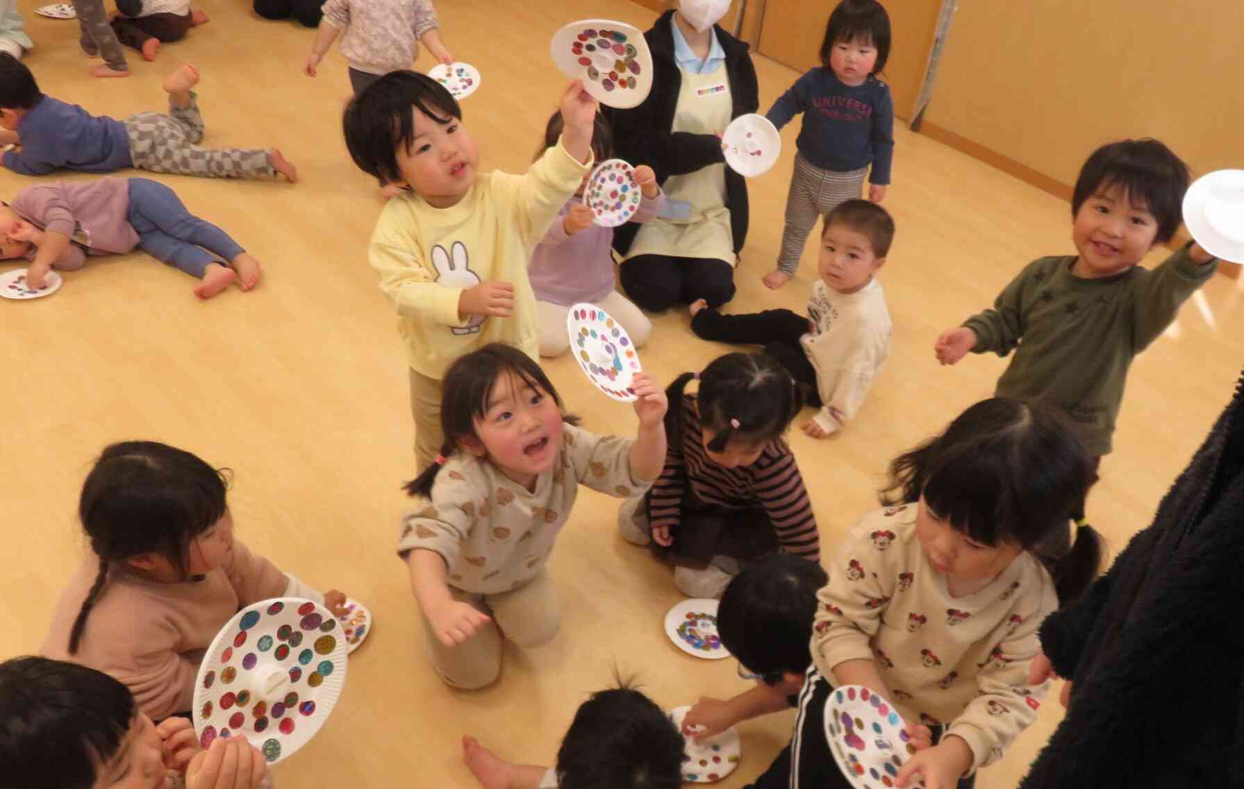 お正月遊び～0.1.２歳児～