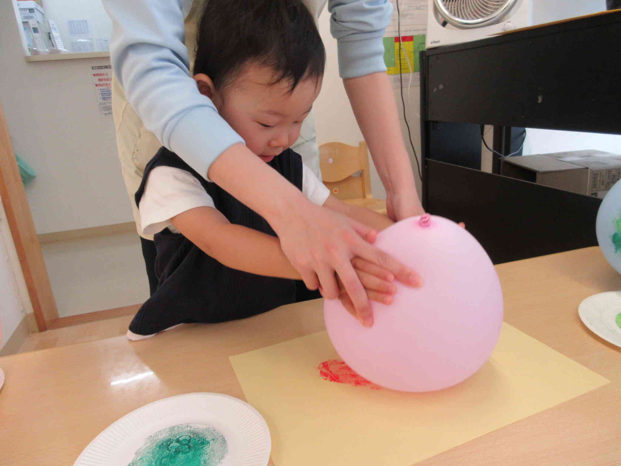 うさぎ組（２歳児）製作活動