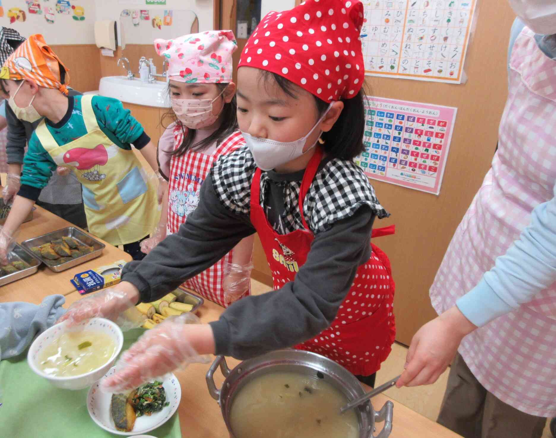学校給食体験をしました！