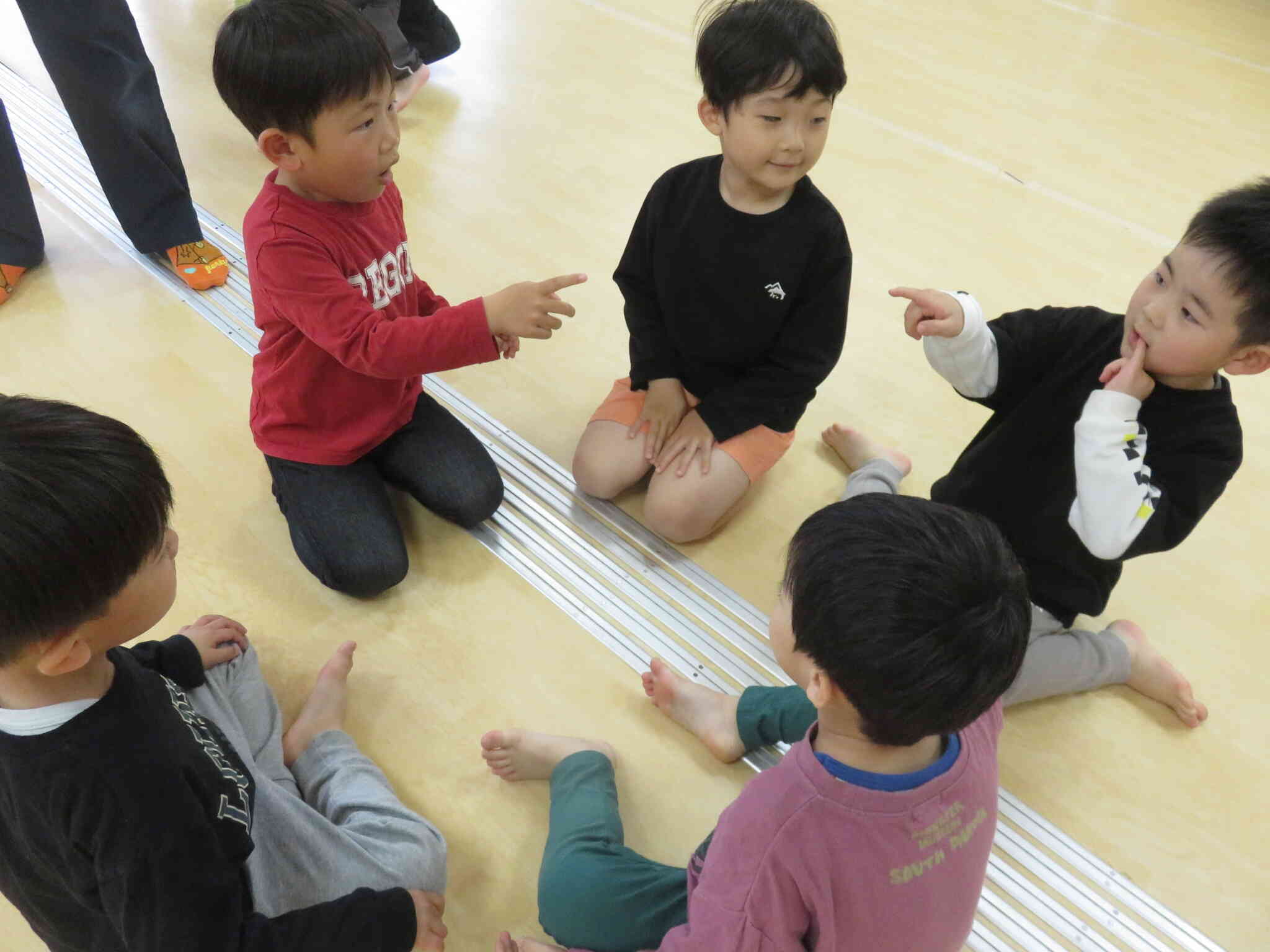 「今度は何人？」「5人だよ」「1．2…」。