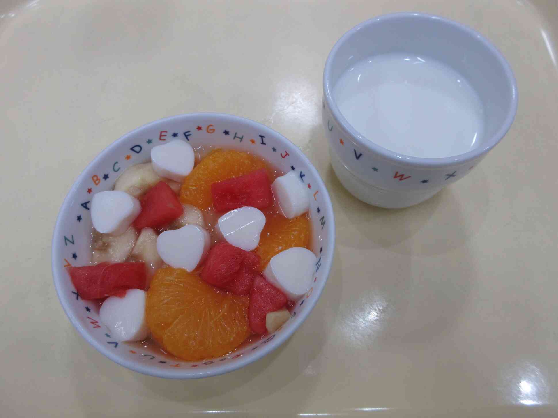 すいかが入ったフルーツポンチ
