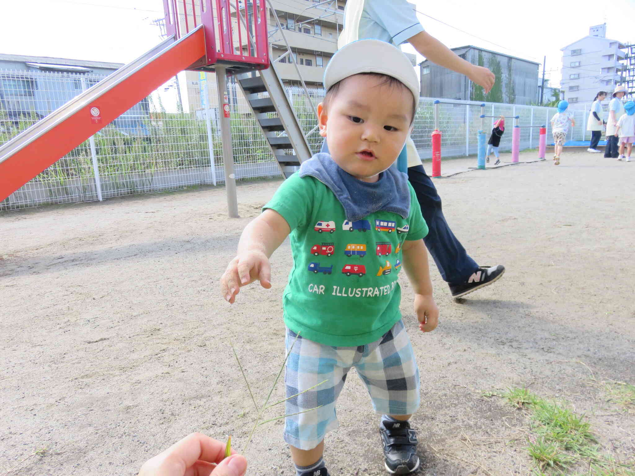0歳児・ひよこ組の様子