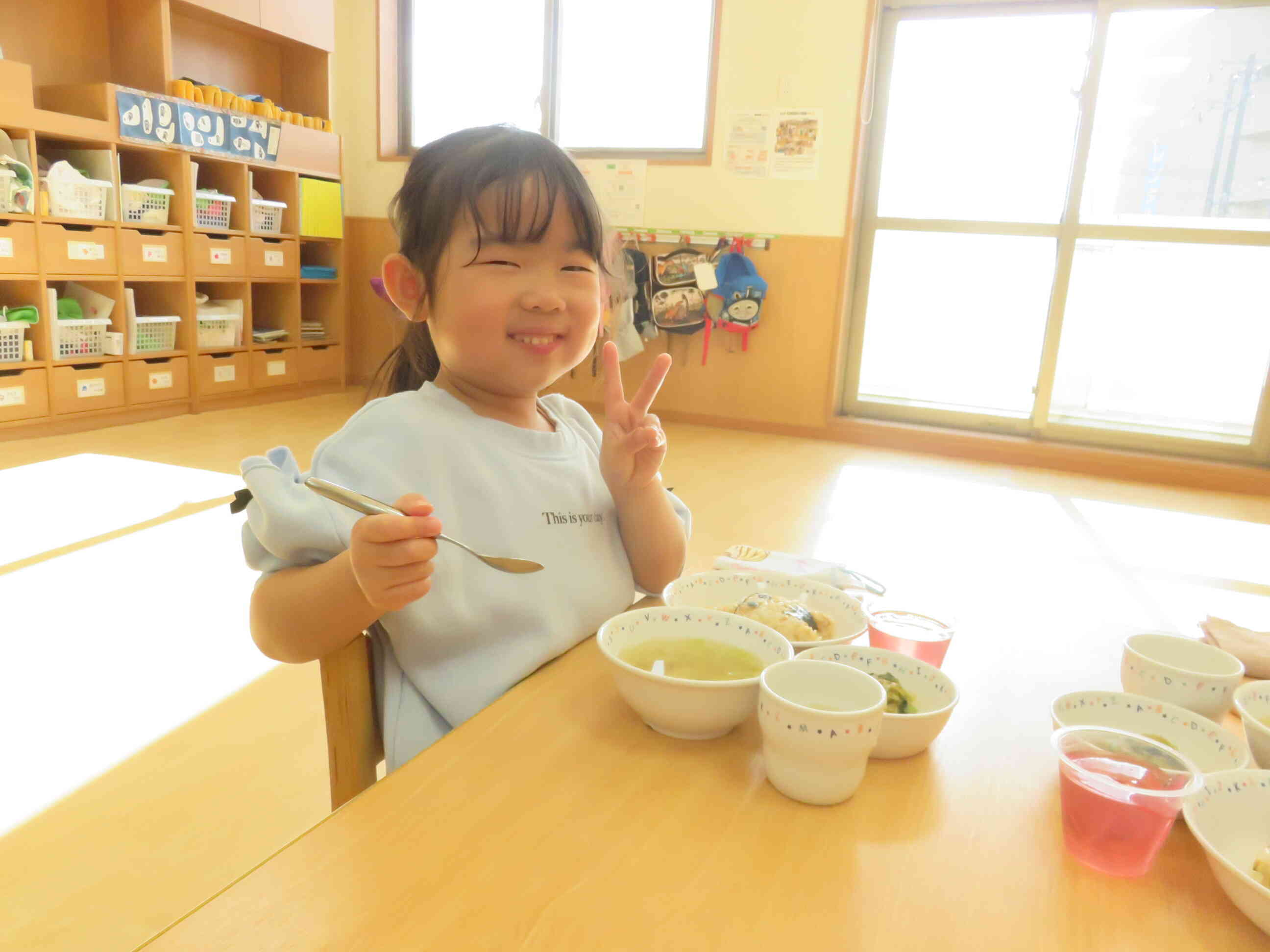 美味しい嬉しい給食時間です。