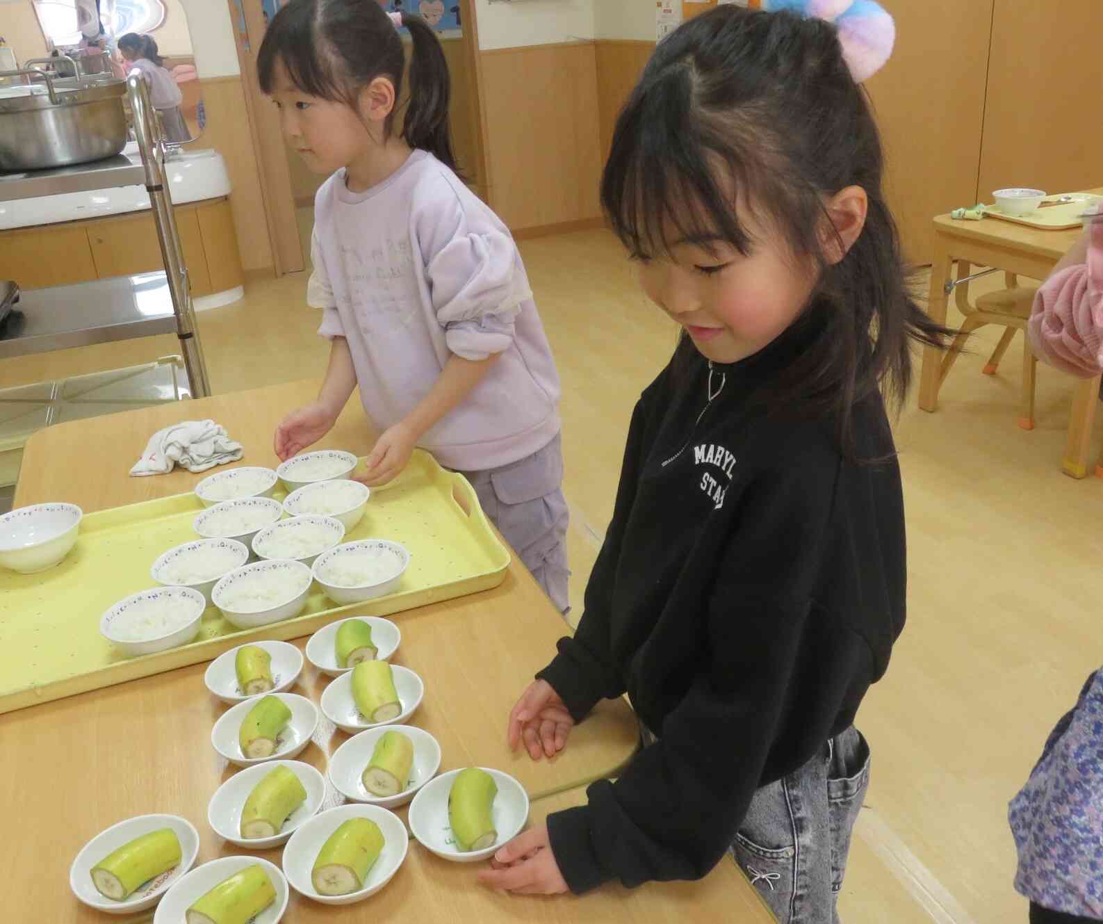 学校給食体験をしよう～５歳児・きりん組～