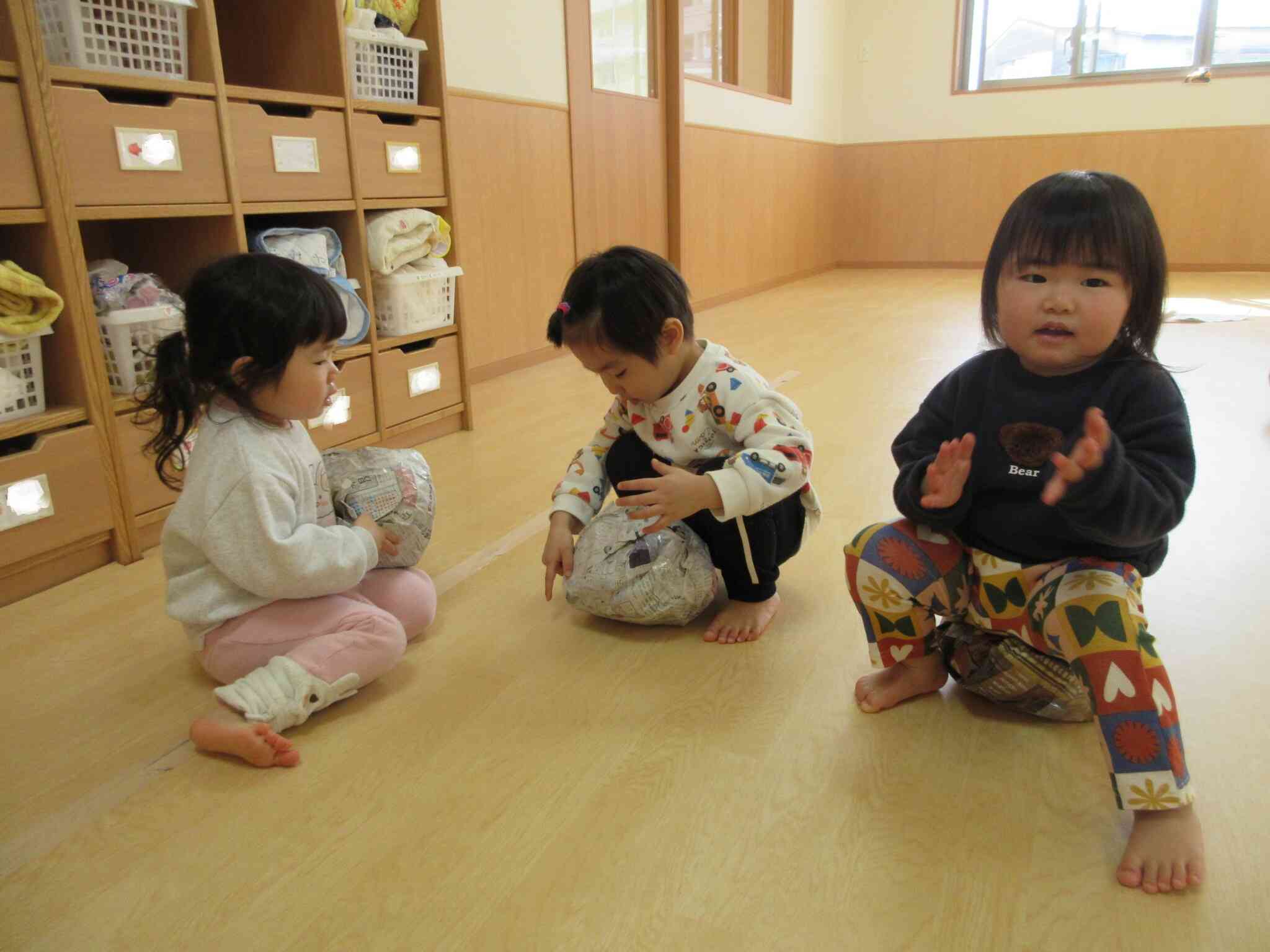1歳児・あひる組の様子
