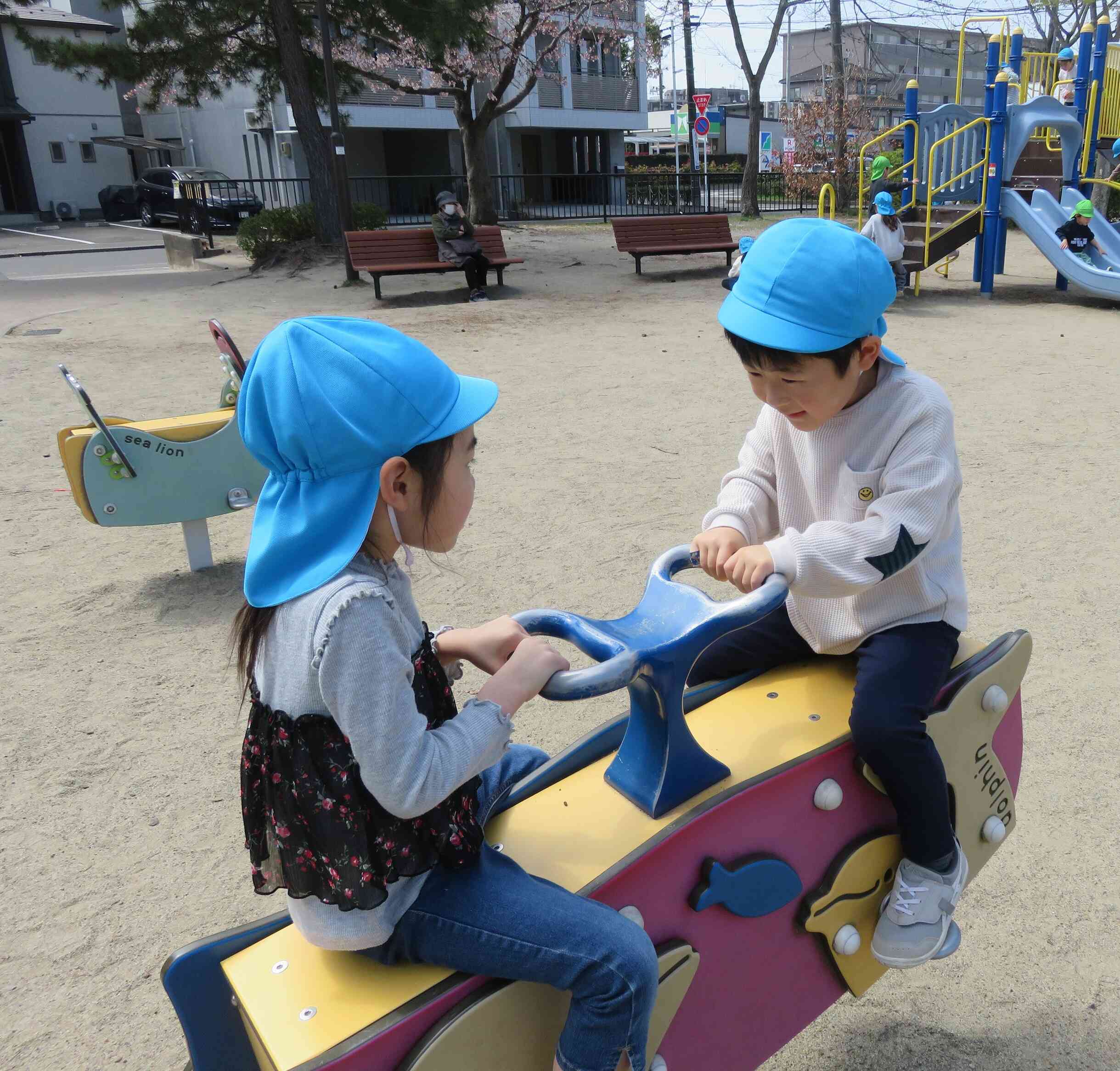 ４・５歳児合同のおさんぽ