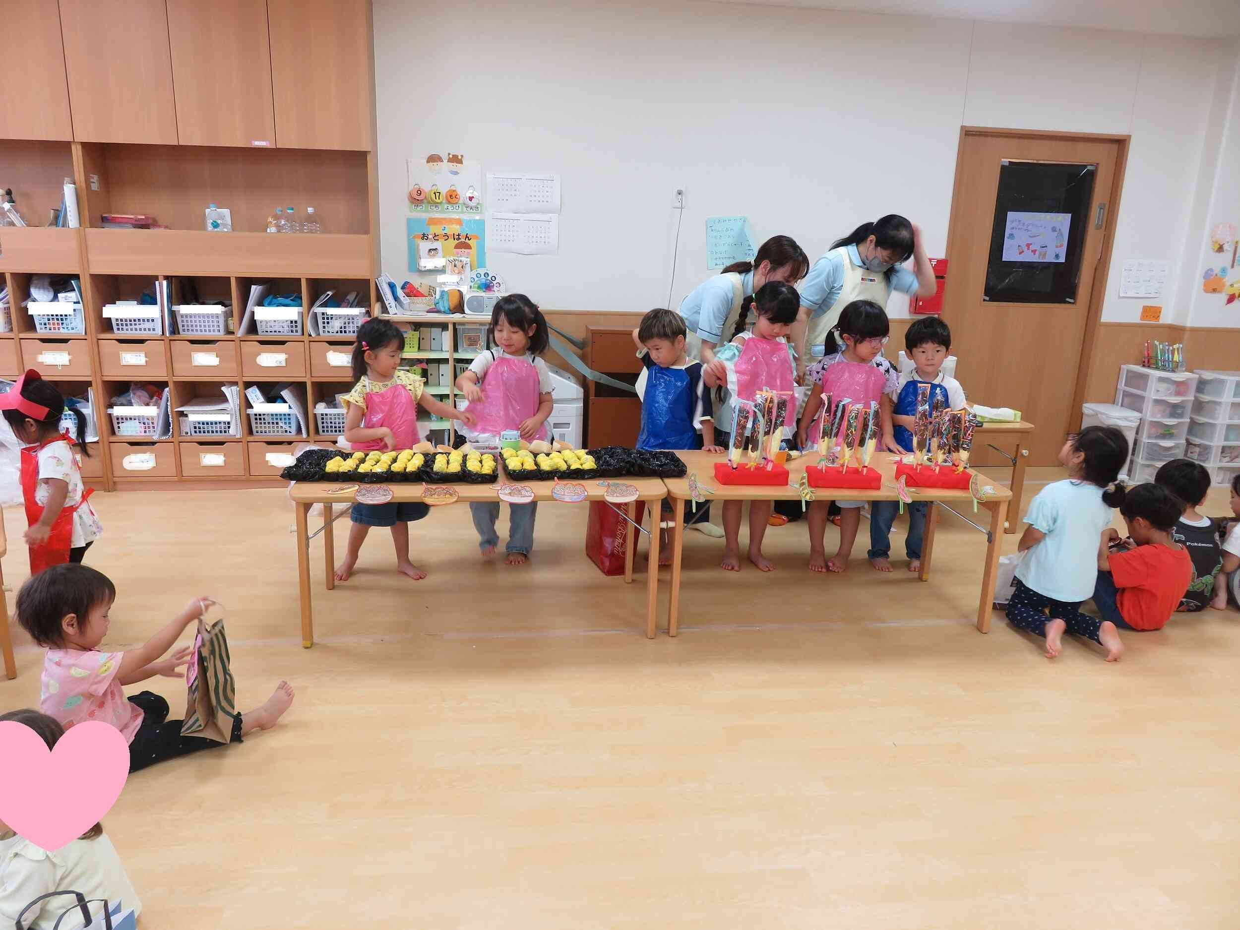 さかえまつり　チョコバナナ屋さんとたこ焼き屋さん