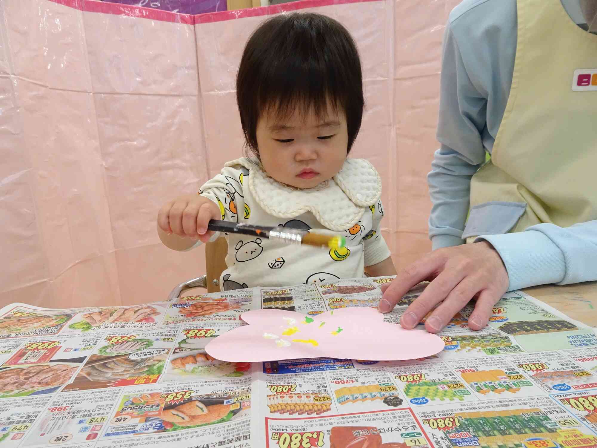 筆でペタペタ、おもしろいね