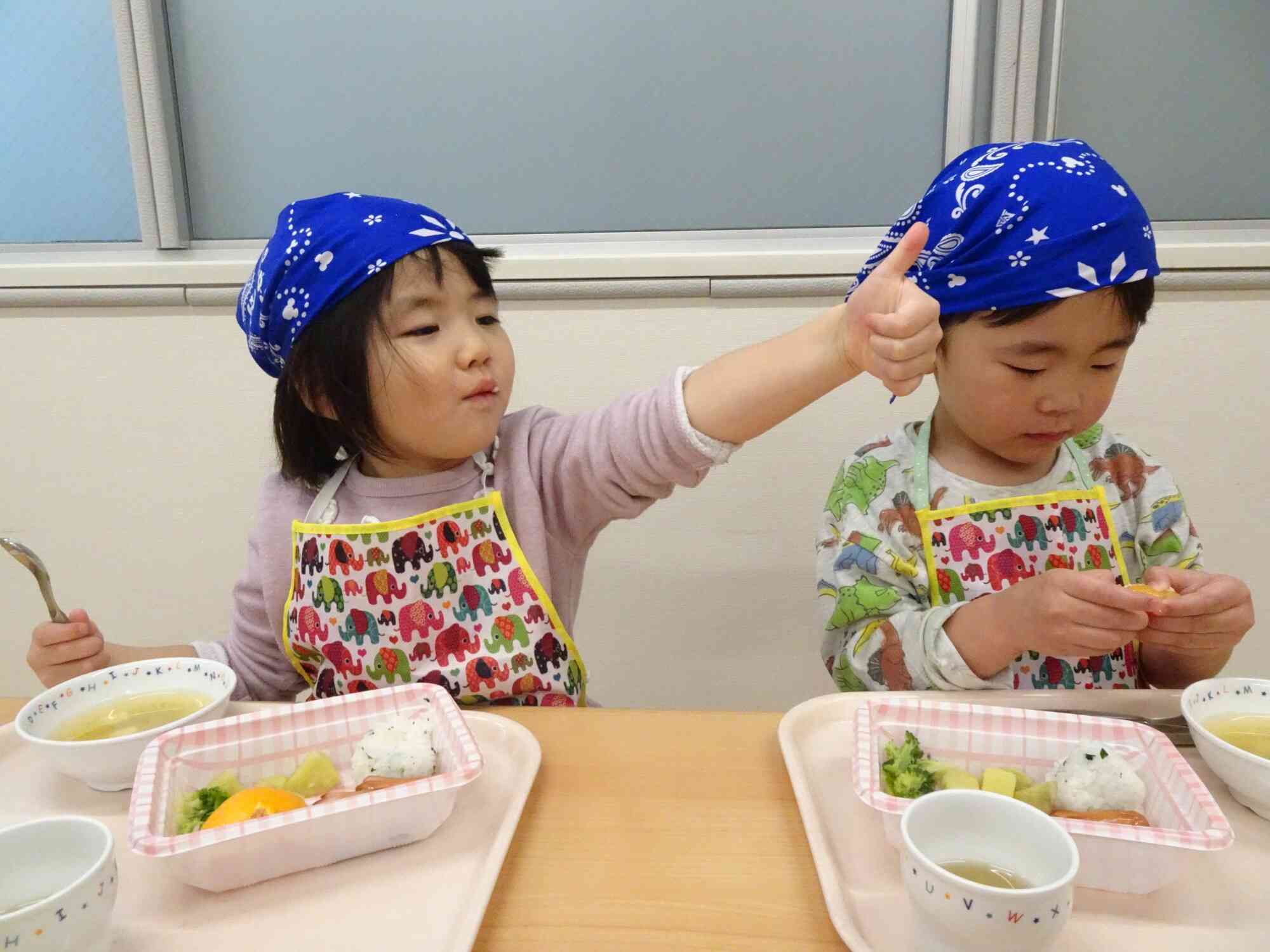 皆で食べるとグー！！