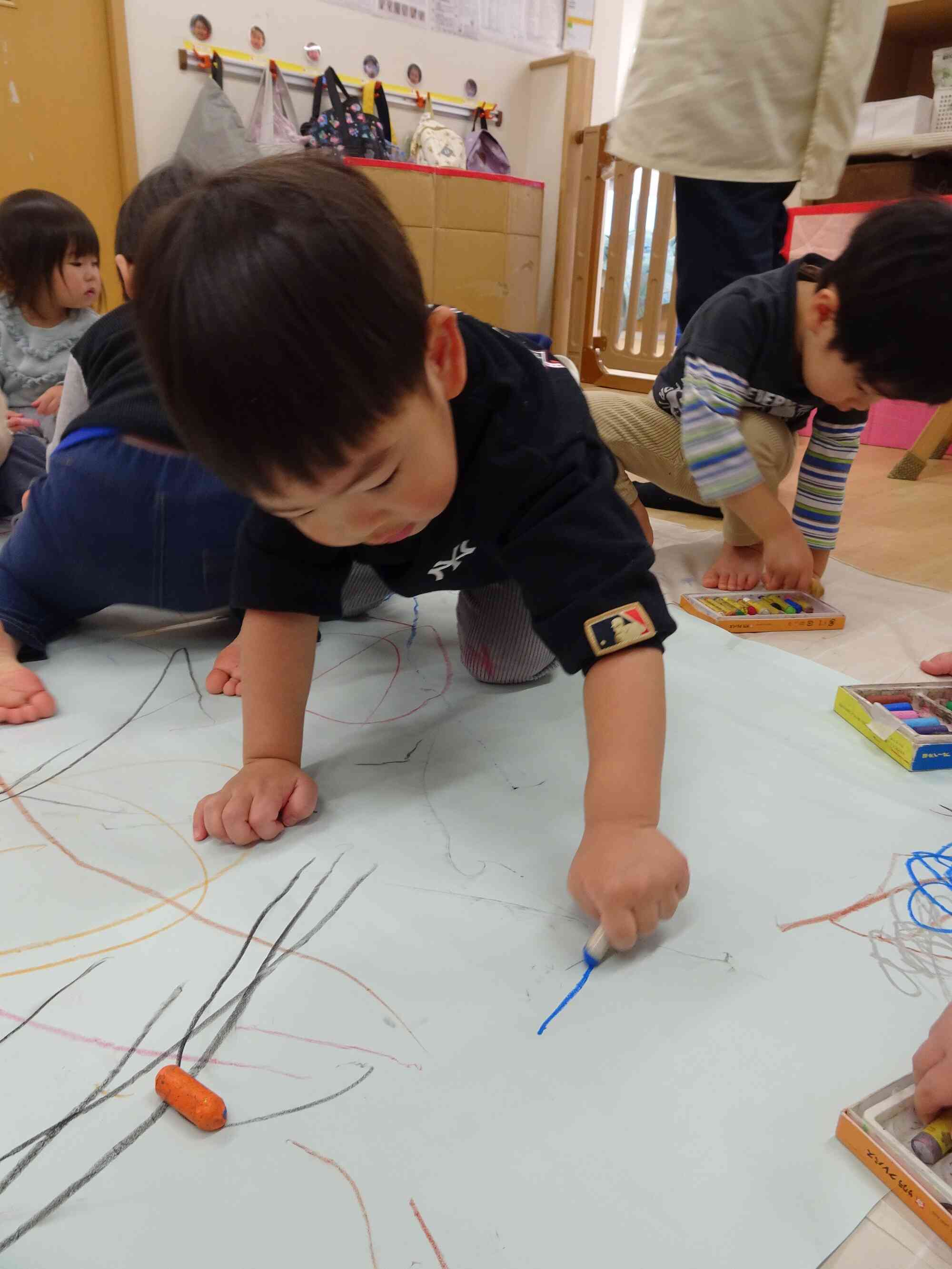 みんなとの絵がつながるよー