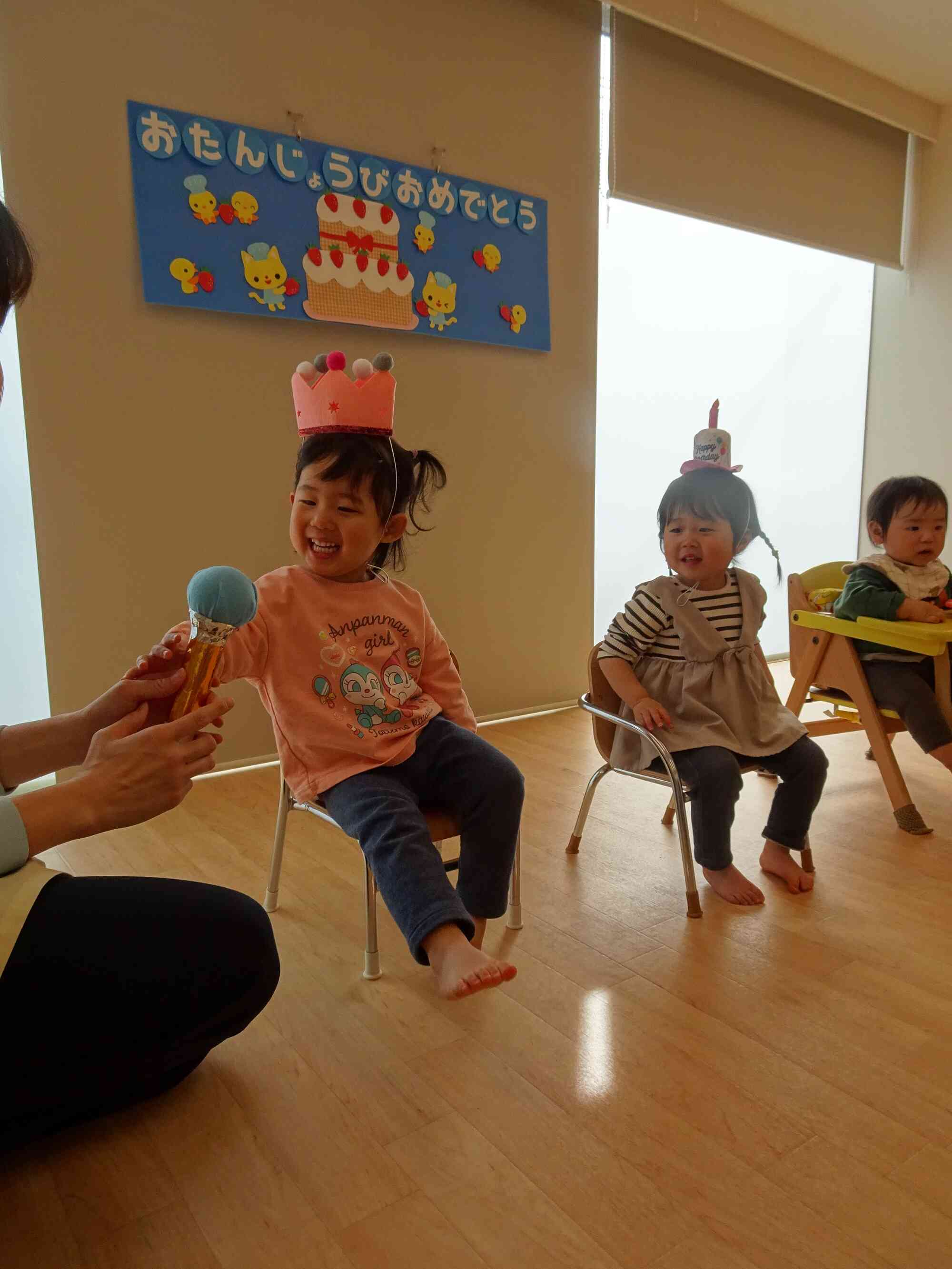 誕生児にインタビュー