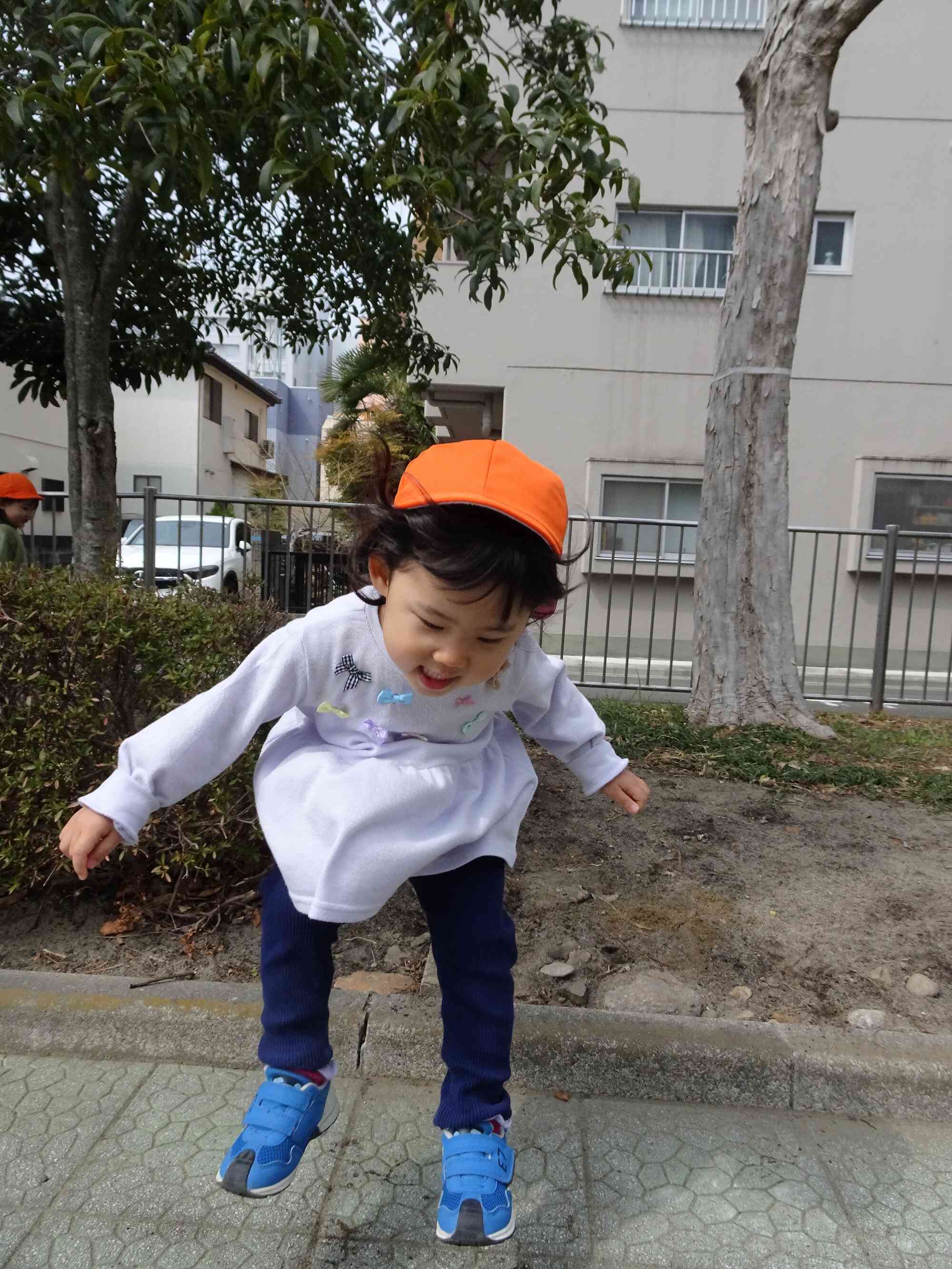 公園で元気に遊びました