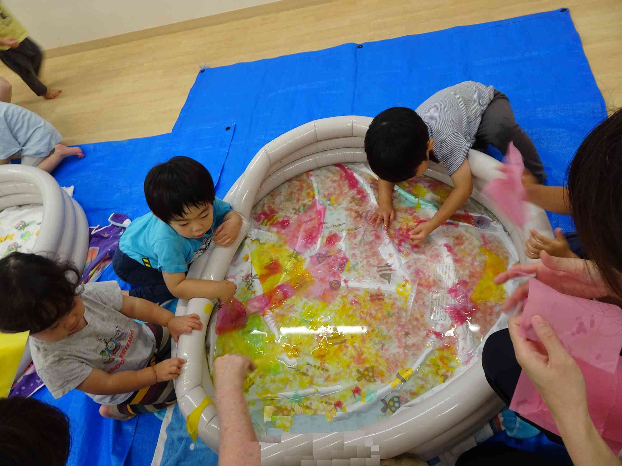 花紙を混ぜてみよう！