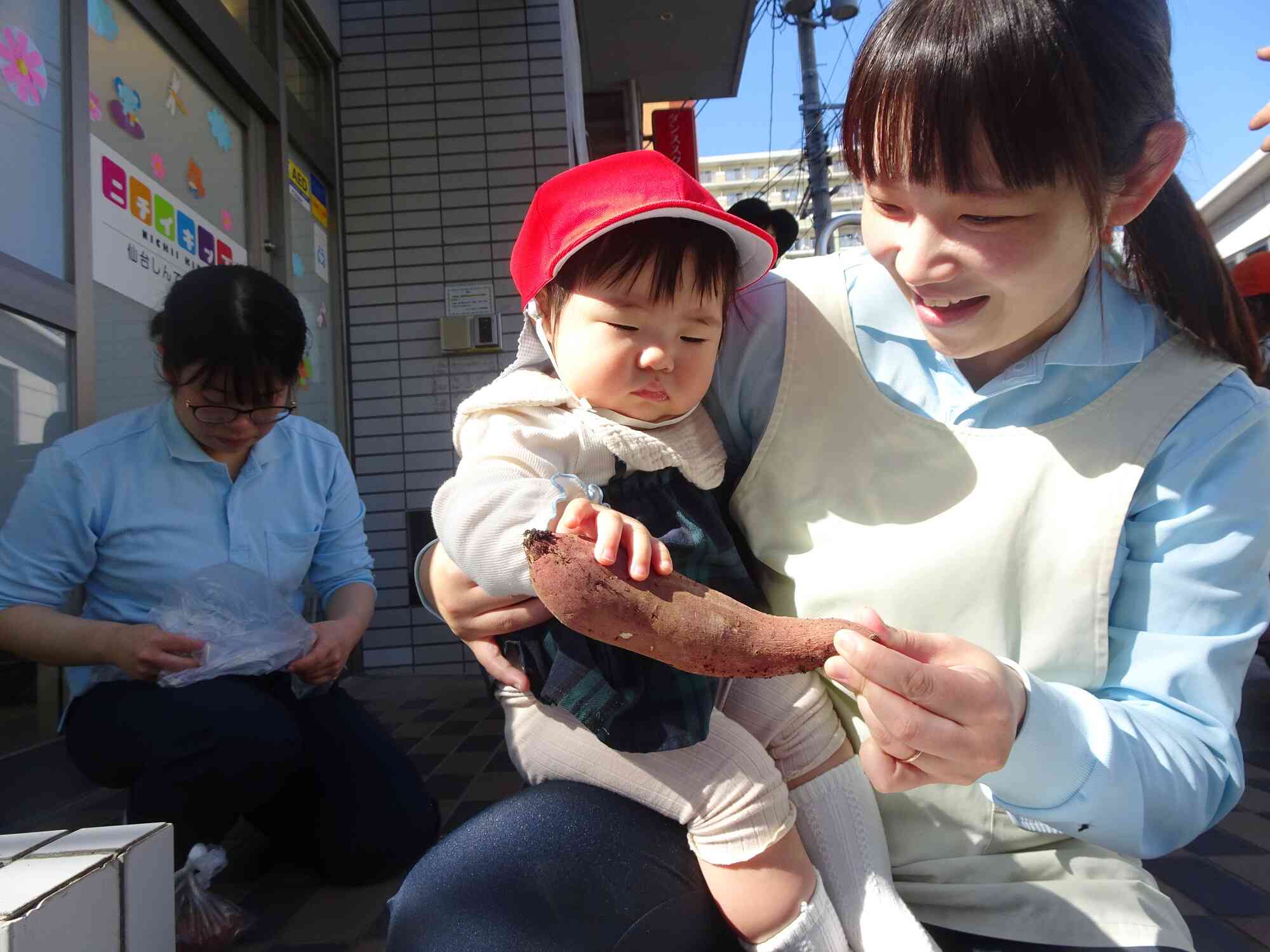 ちょんちょん♪
