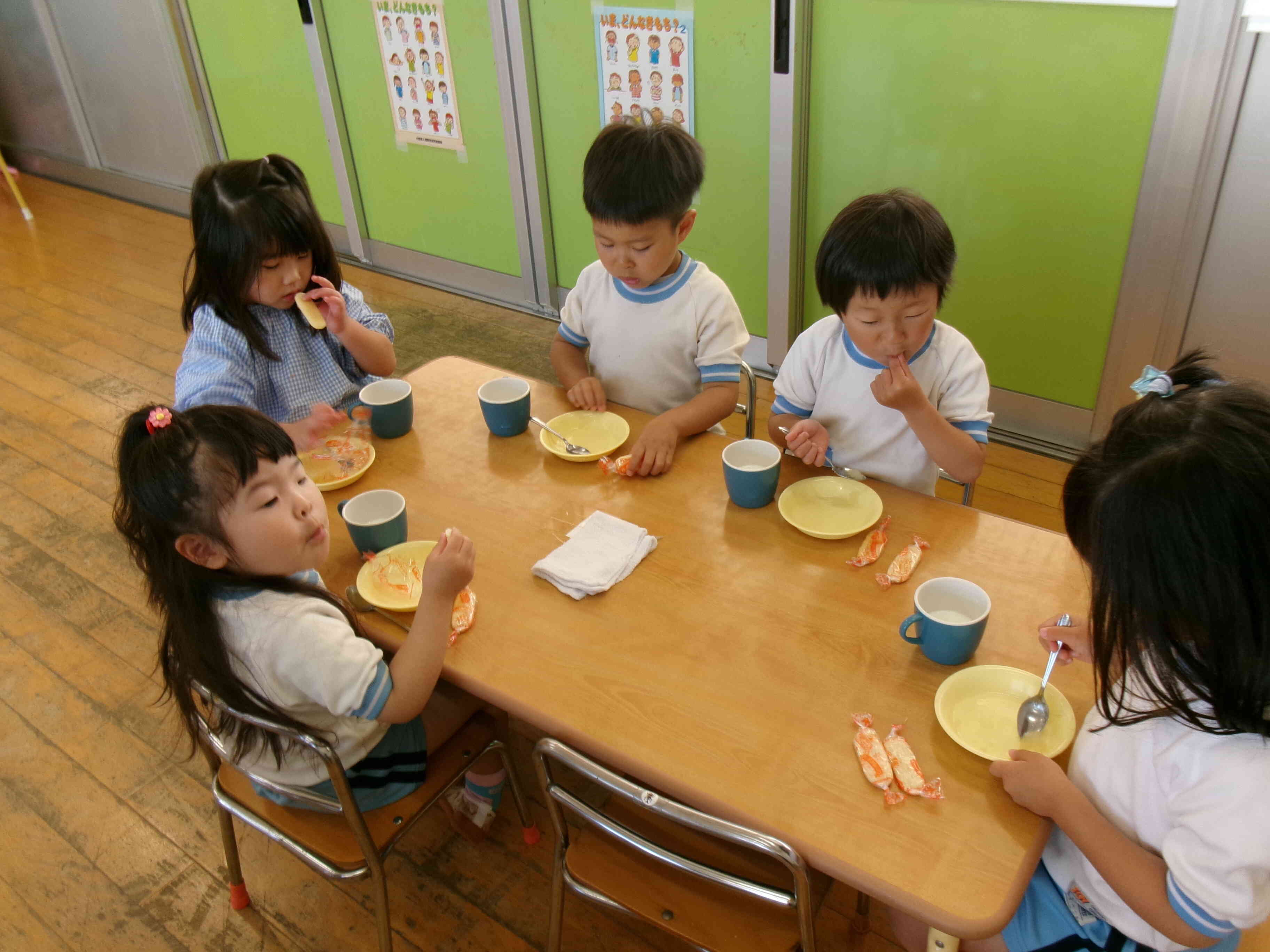 おやつの時間大好き♡