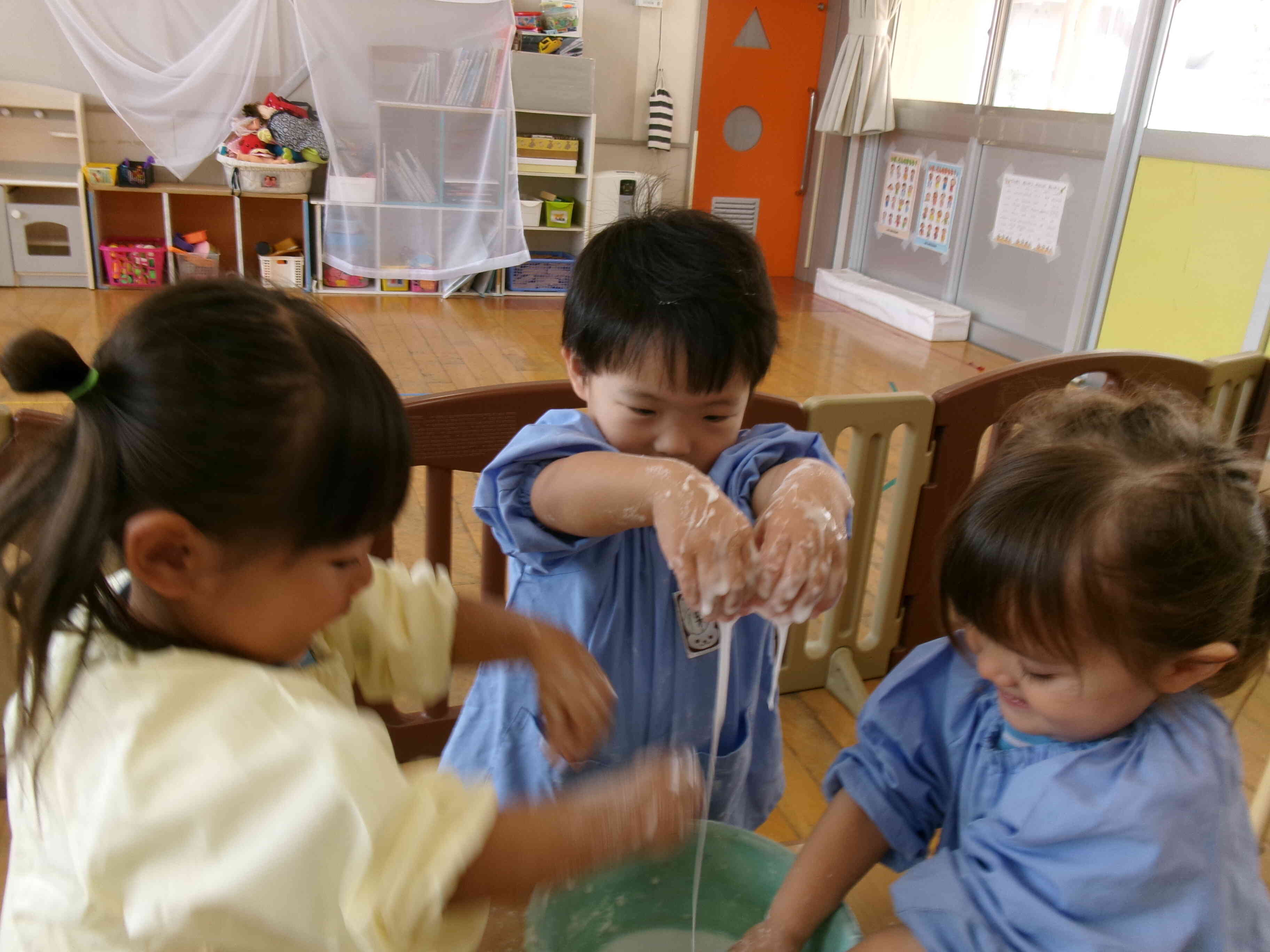 ドロドロするの気持ちいいな！「見て～チーズみたい！」
