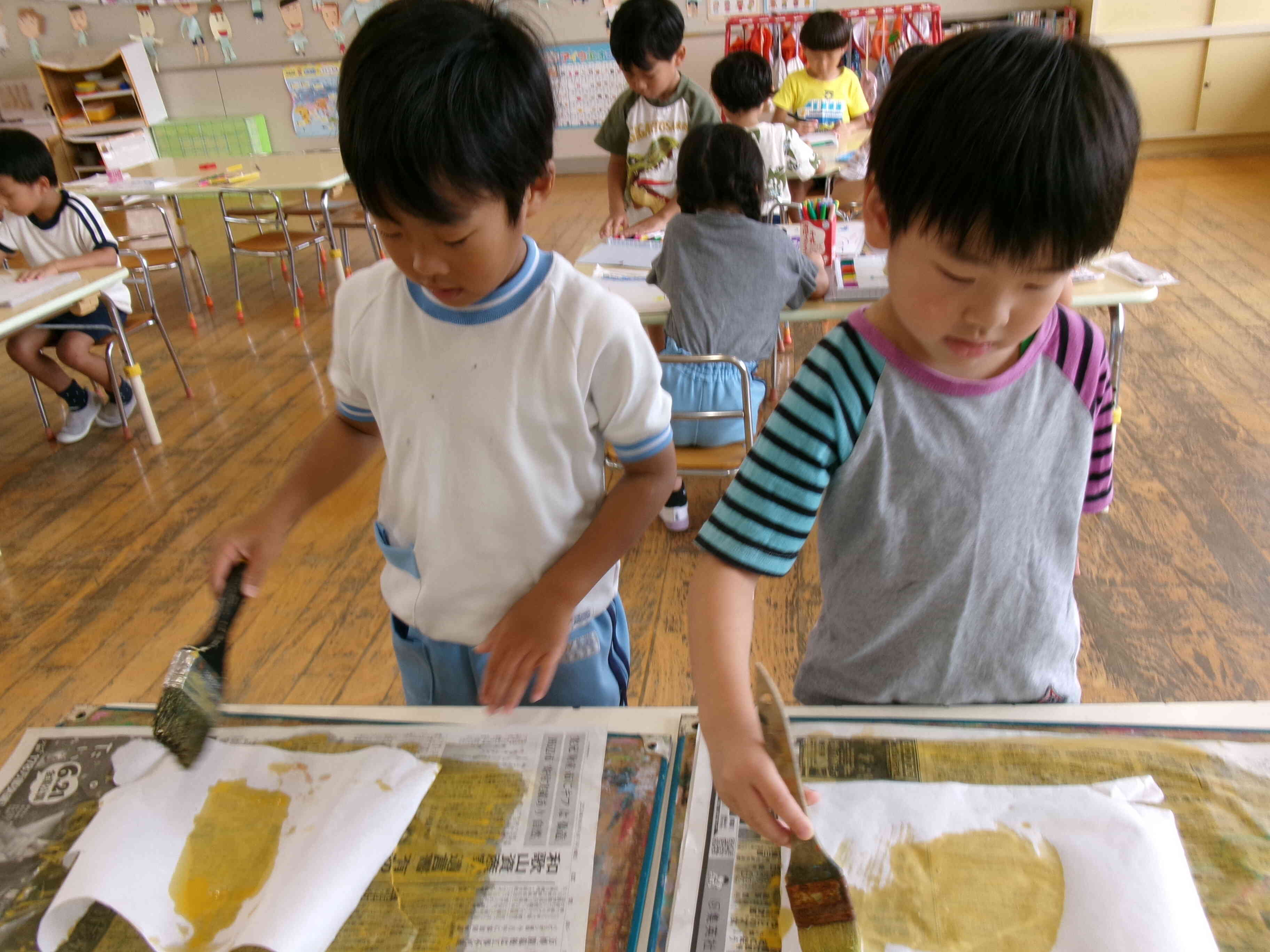 らいおん組お店屋さんごっこの準備