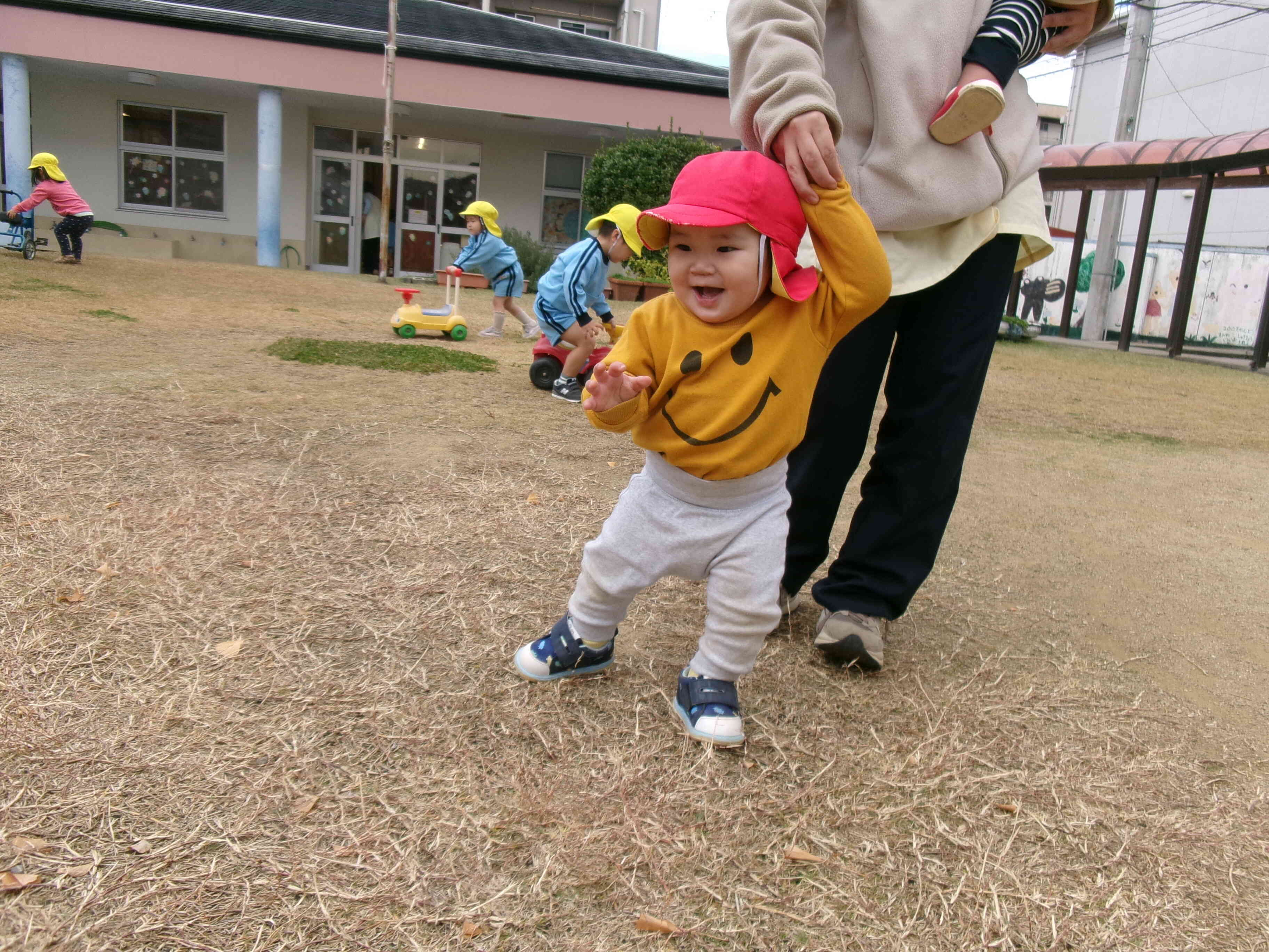 歩くの楽しいなあ♪