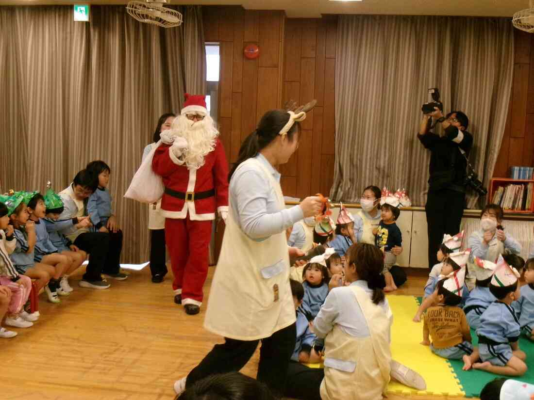 サンタさんとトナカイさんが登場♡