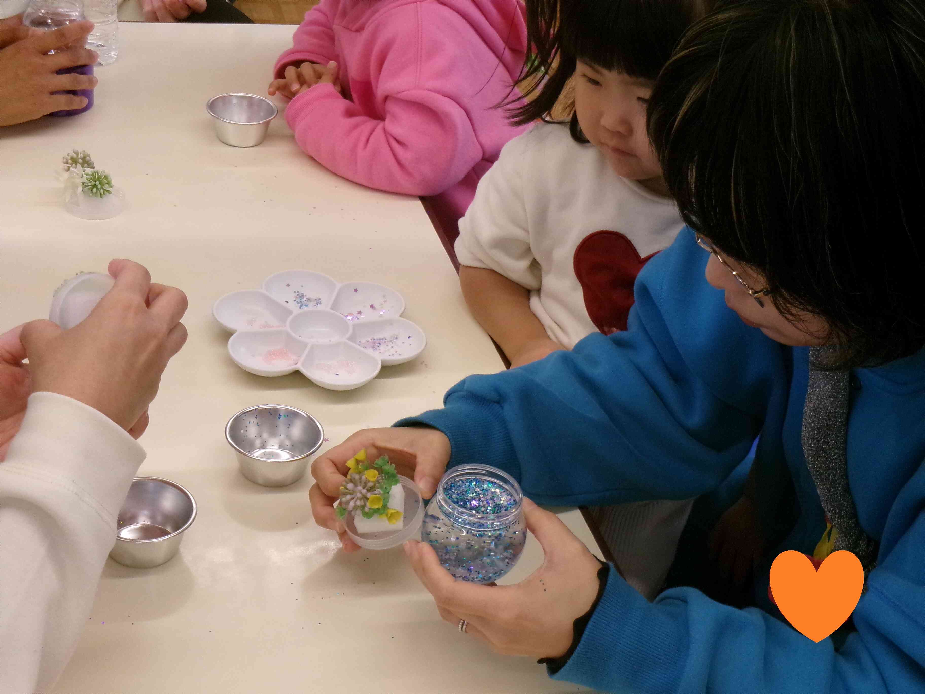 蓋をしてこぼれないかな？ドキドキ！！