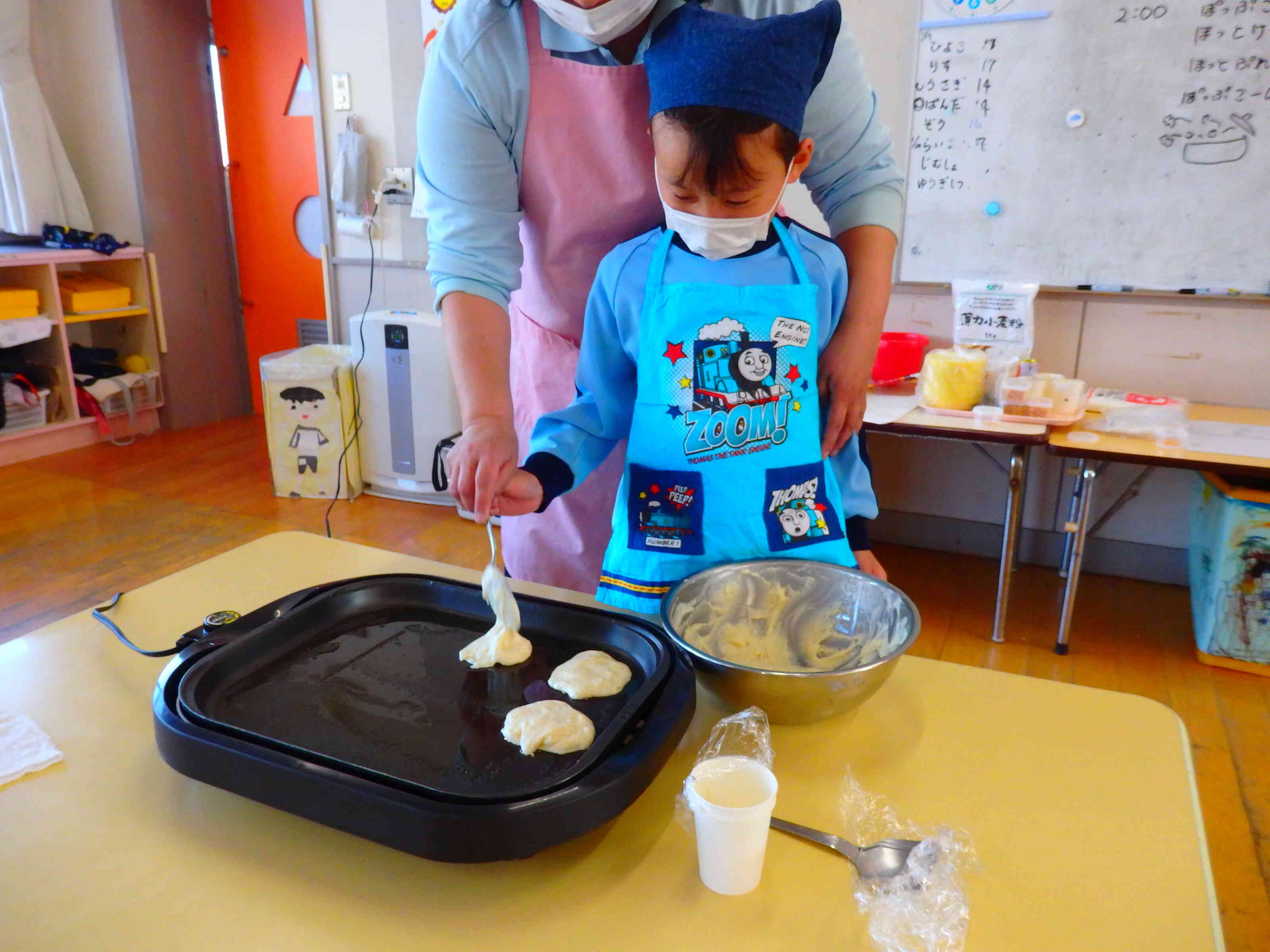 ＜食育＞ホットケーキとポップコーンを作ろう！