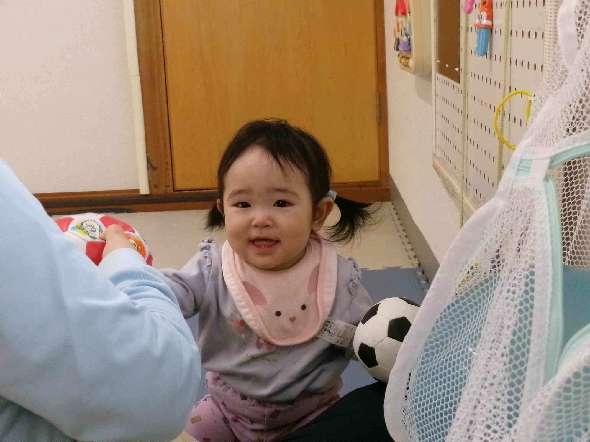 先生とボール遊び楽しいな～