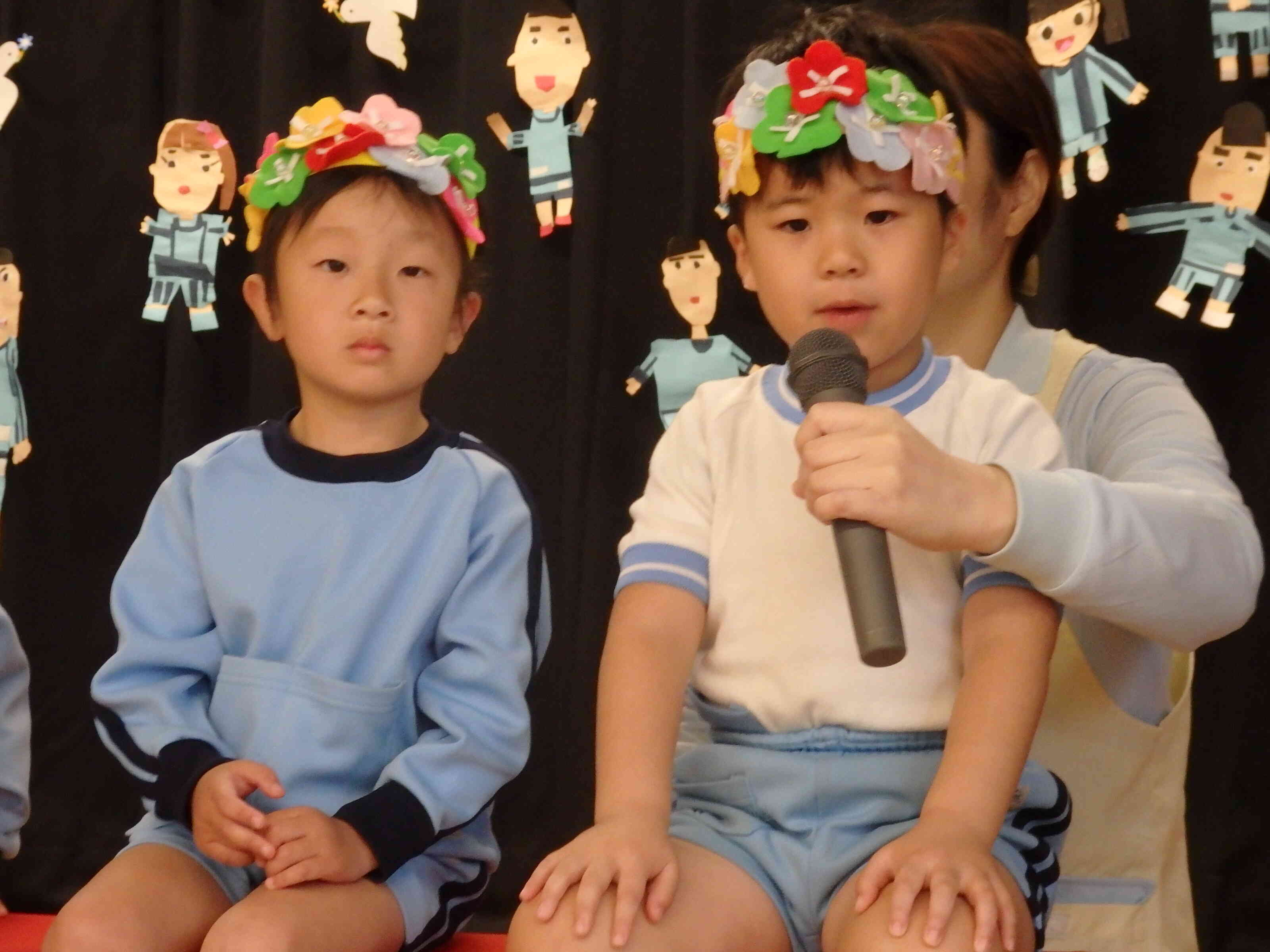 さすが年長さん！大きな声で名前を言っています！