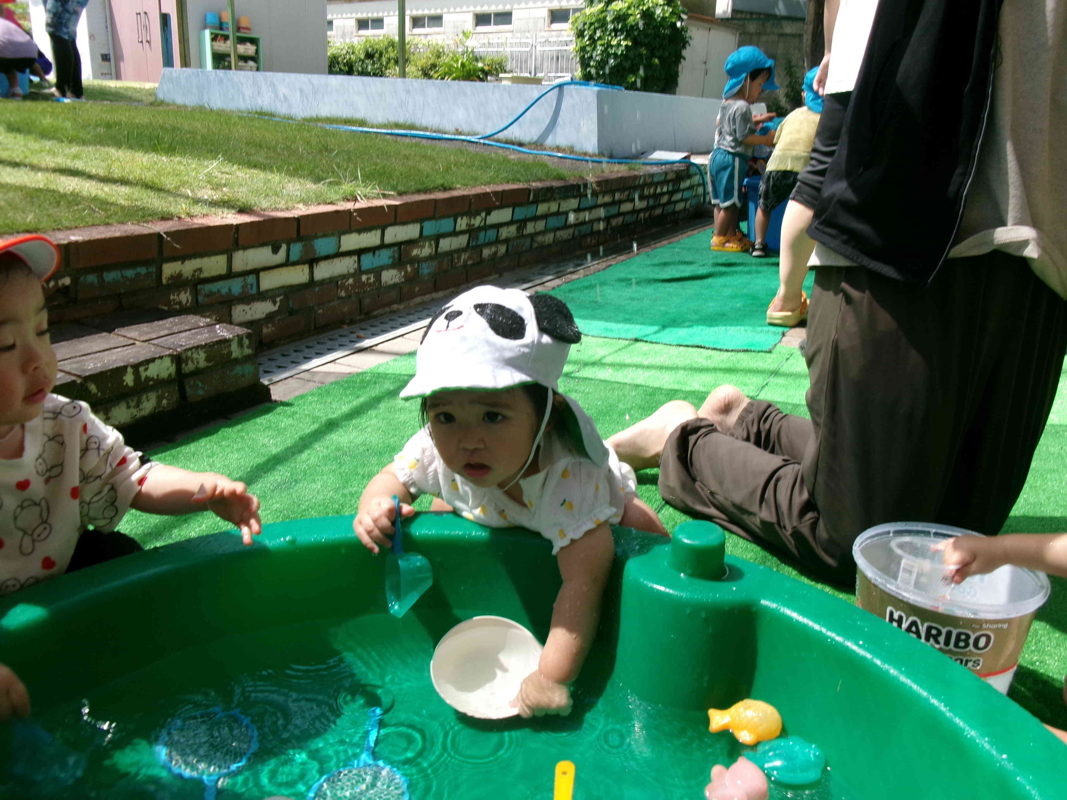 はじめての水遊びとても楽しかったね^^