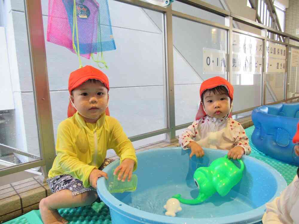 あひる組の水遊び（1歳児）