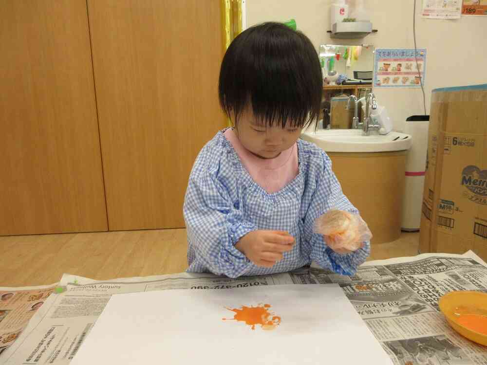 ふわふわボール触ってみたよ。