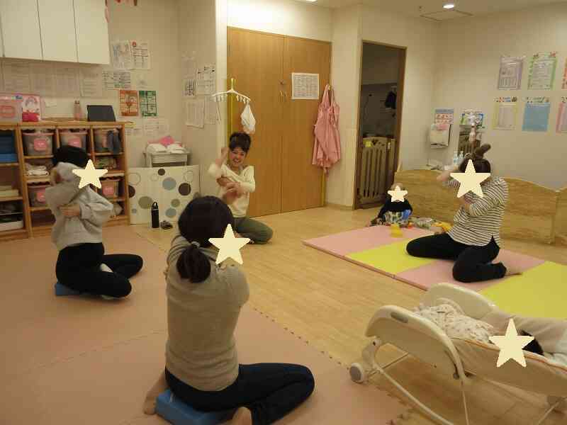 子育て広場　ヨガ教室