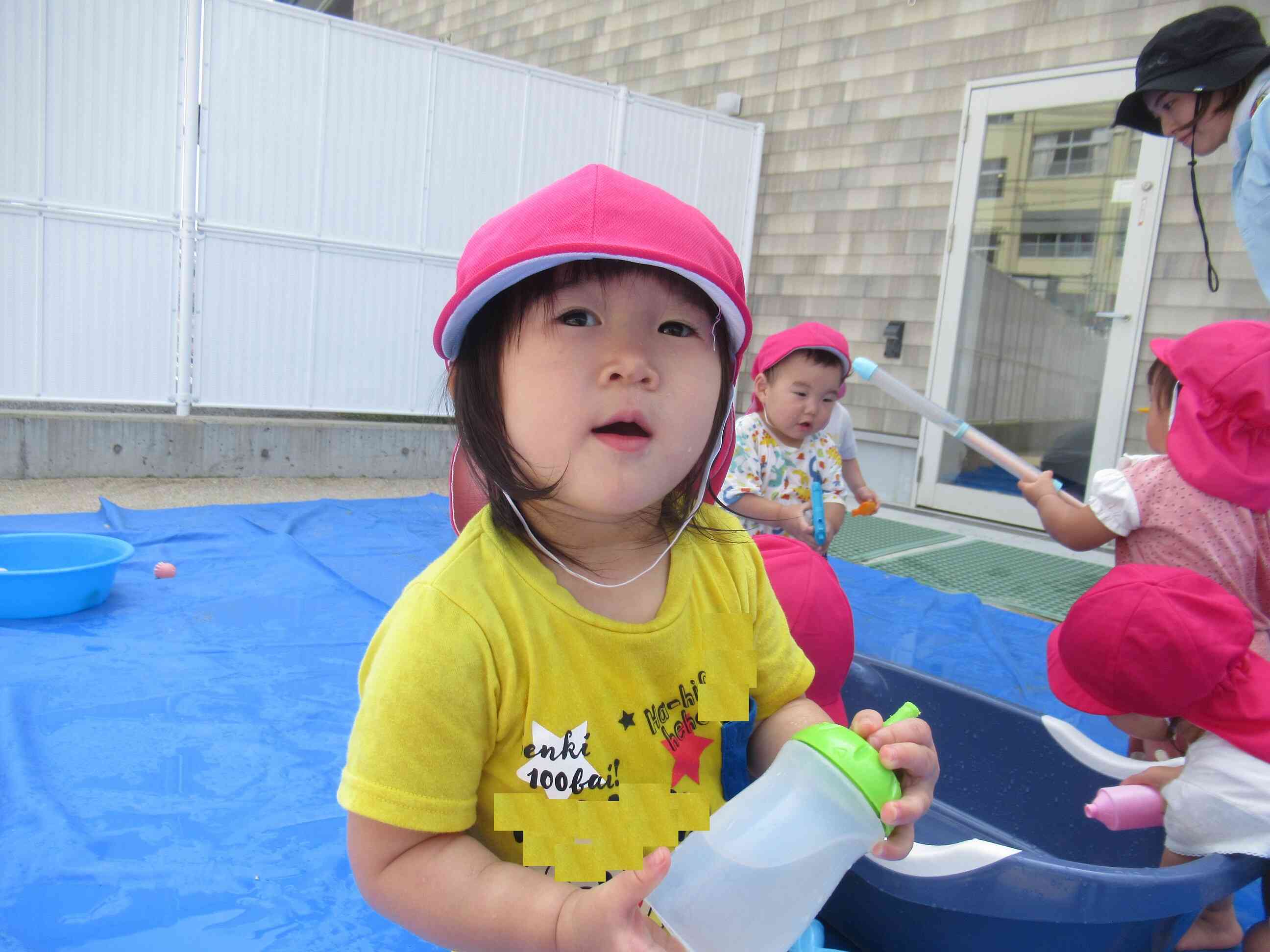 水を入れて・・・、楽しいね♪